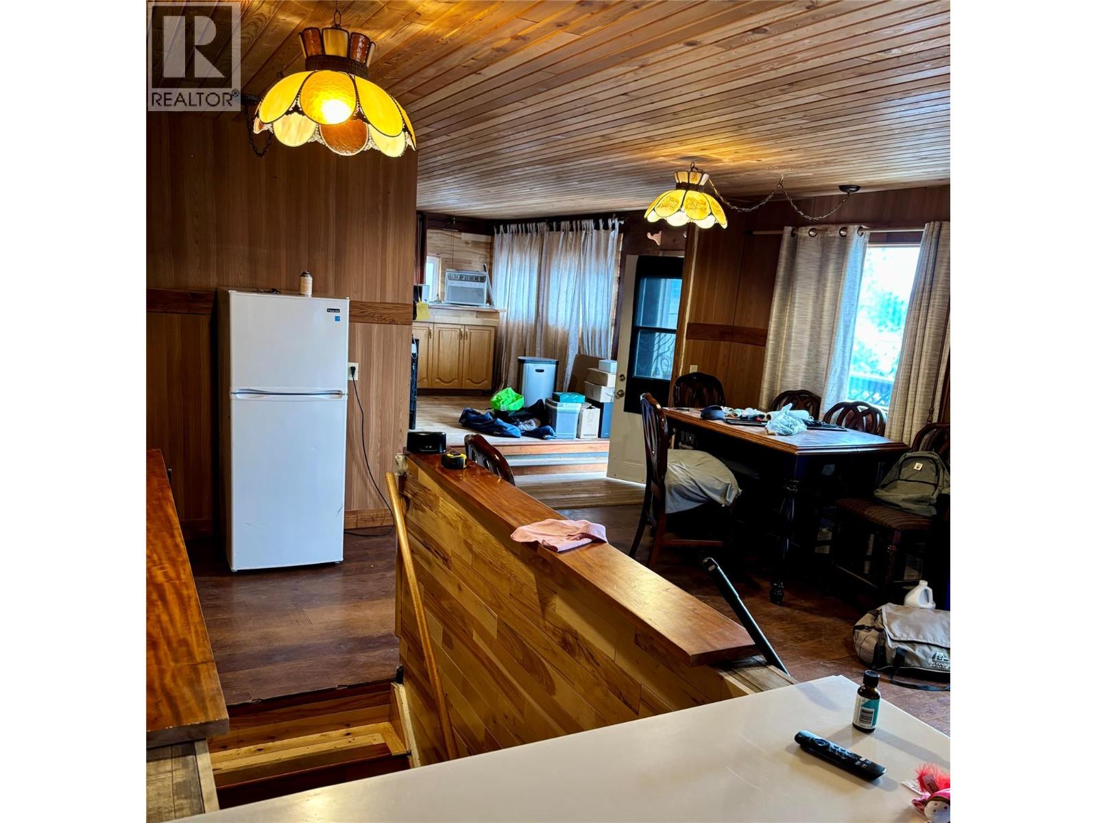 6252 Lipsett Avenue, Peachland, British Columbia  V0H 1X7 - Photo 9 - 10377182