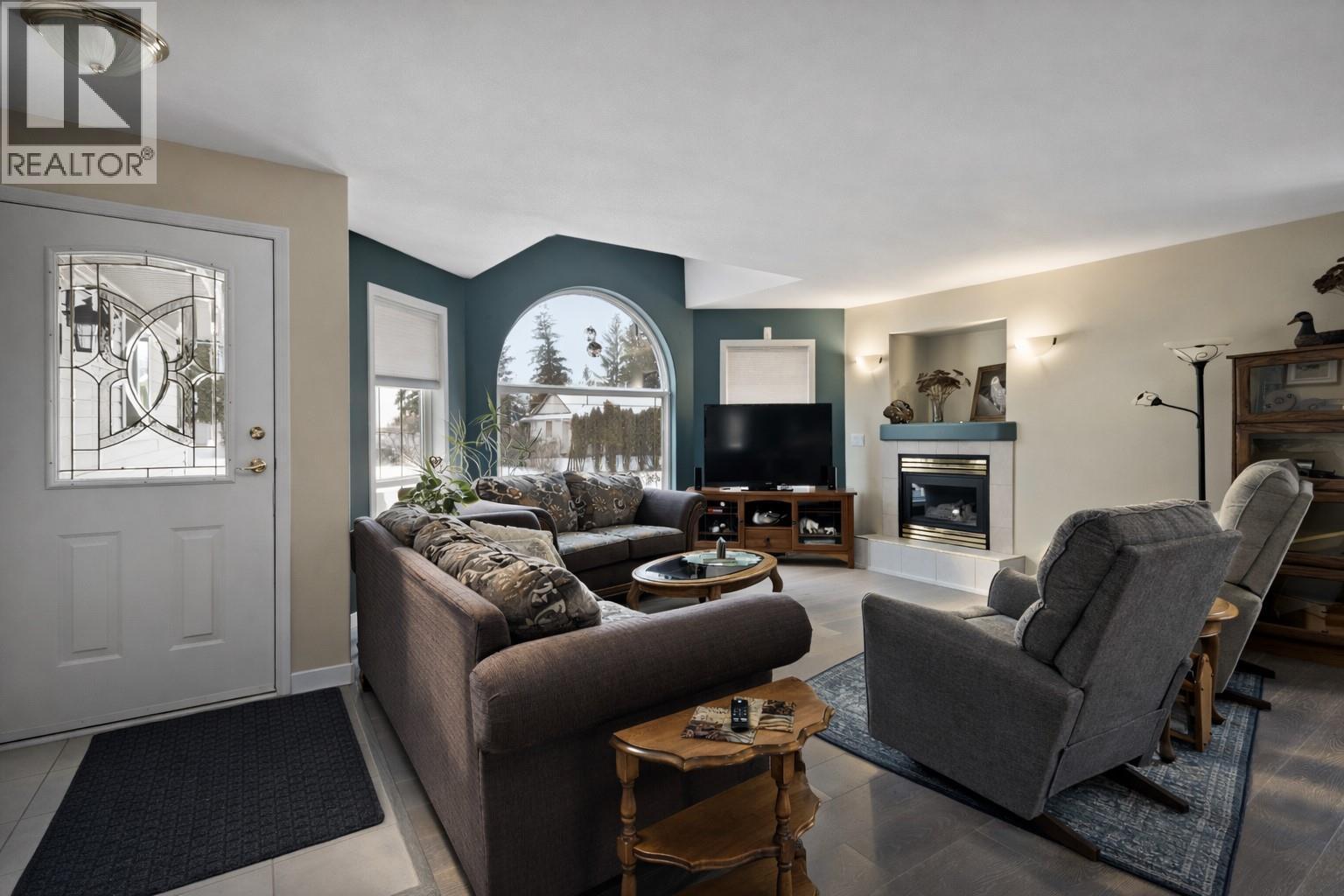 381 Robin Drive, Barriere, British Columbia  V0E 1E0 - Photo 20 - 10376935