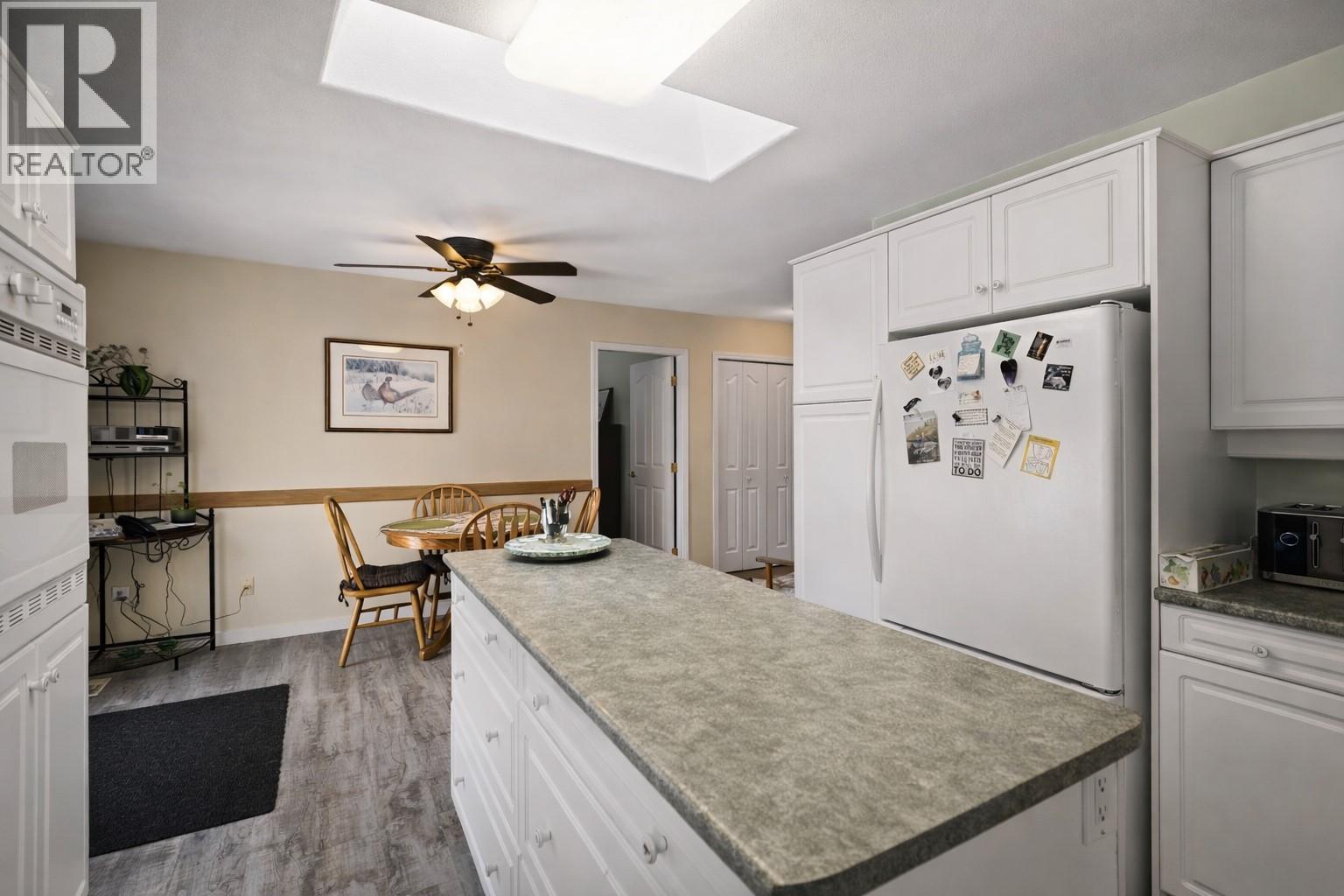 381 Robin Drive, Barriere, British Columbia  V0E 1E0 - Photo 6 - 10376935