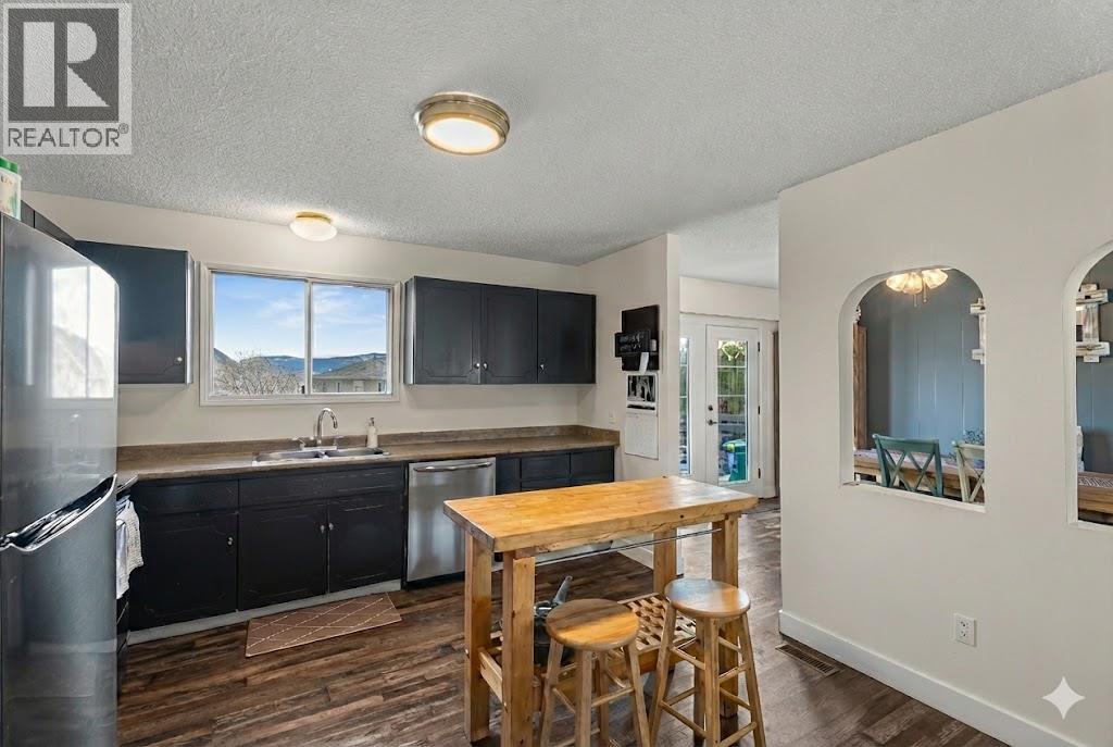1616 Hillcrest Avenue, Kamloops, British Columbia  V2B 7P8 - Photo 11 - 10376899