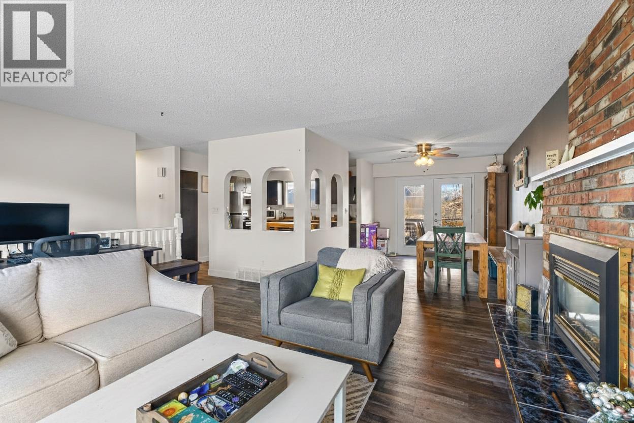 1616 Hillcrest Avenue, Kamloops, British Columbia  V2B 7P8 - Photo 7 - 10376899