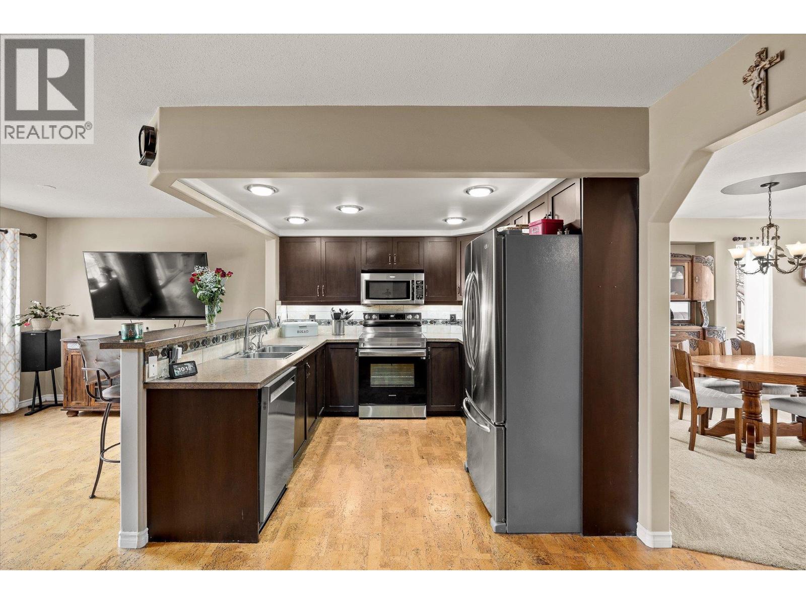 2014 Southview Avenue, Kelowna, British Columbia  V1V 1S9 - Photo 12 - 10376817