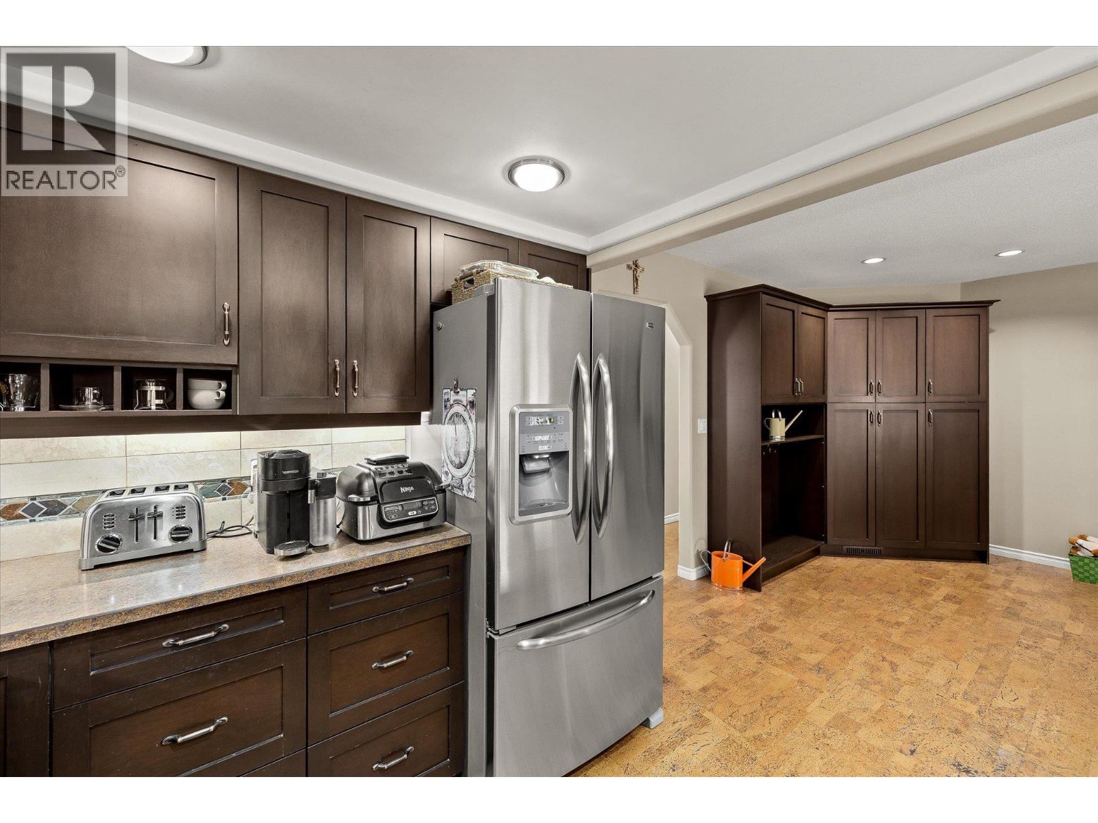 2014 Southview Avenue, Kelowna, British Columbia  V1V 1S9 - Photo 15 - 10376817