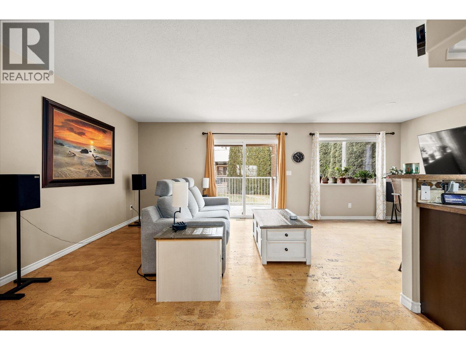 2014 Southview Avenue, Kelowna, British Columbia  V1V 1S9 - Photo 19 - 10376817