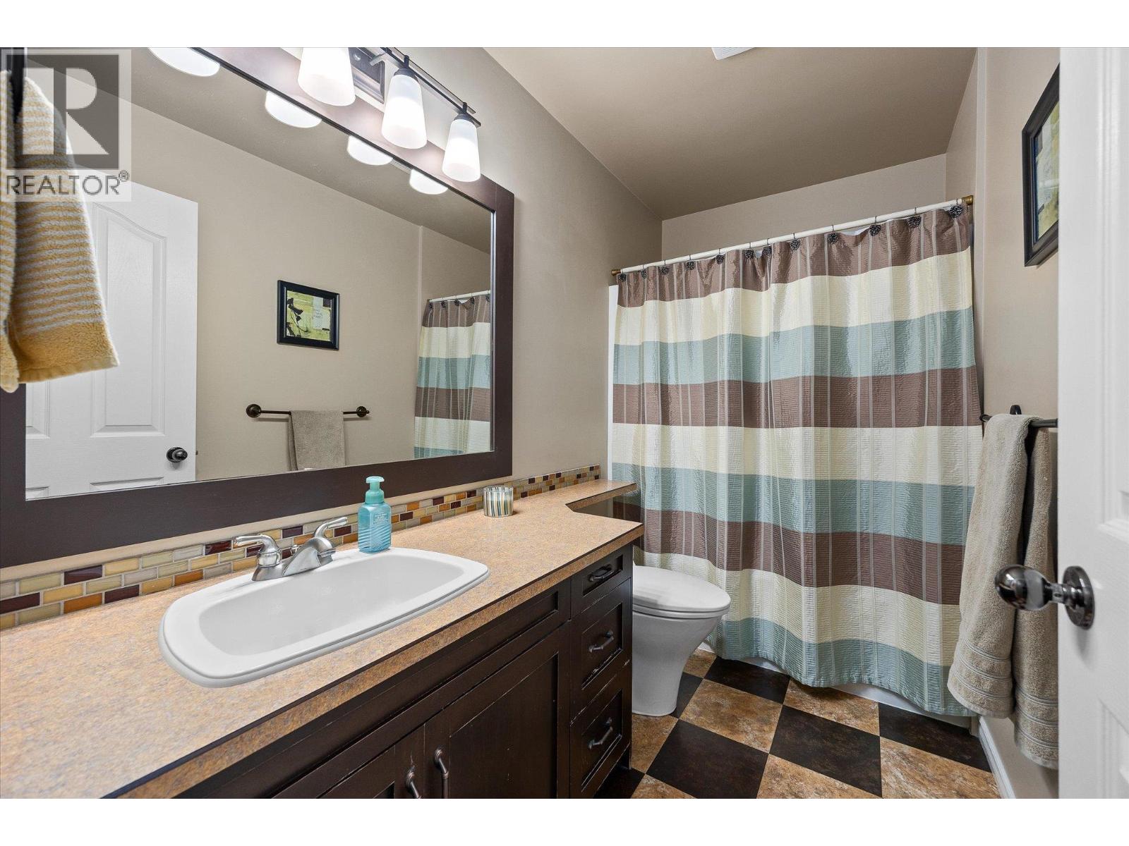 2014 Southview Avenue, Kelowna, British Columbia  V1V 1S9 - Photo 29 - 10376817