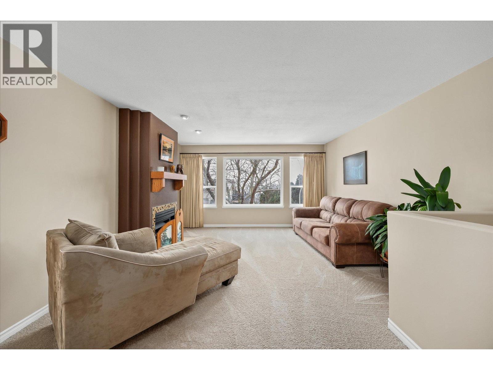 2014 Southview Avenue, Kelowna, British Columbia  V1V 1S9 - Photo 6 - 10376817