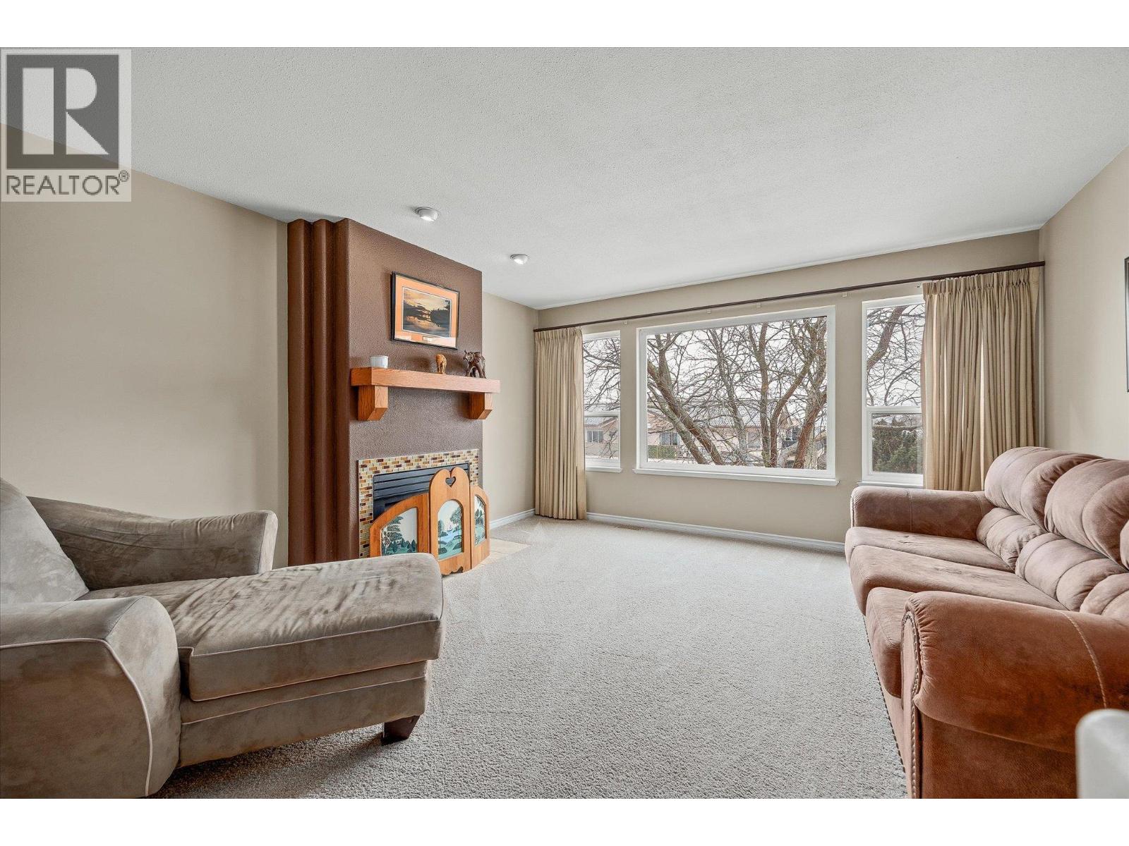 2014 Southview Avenue, Kelowna, British Columbia  V1V 1S9 - Photo 7 - 10376817