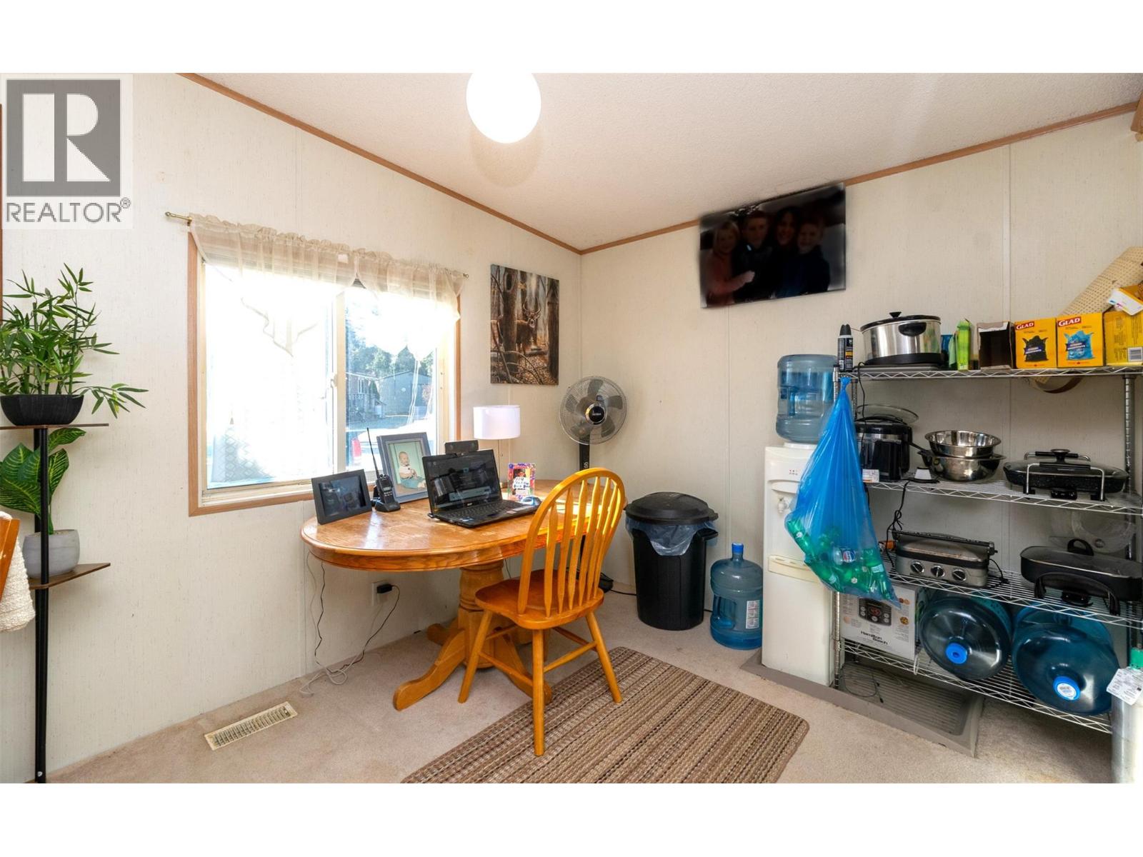 2500 97b Highway Unit# 10, Salmon Arm, British Columbia  V1E 1A6 - Photo 10 - 10377103