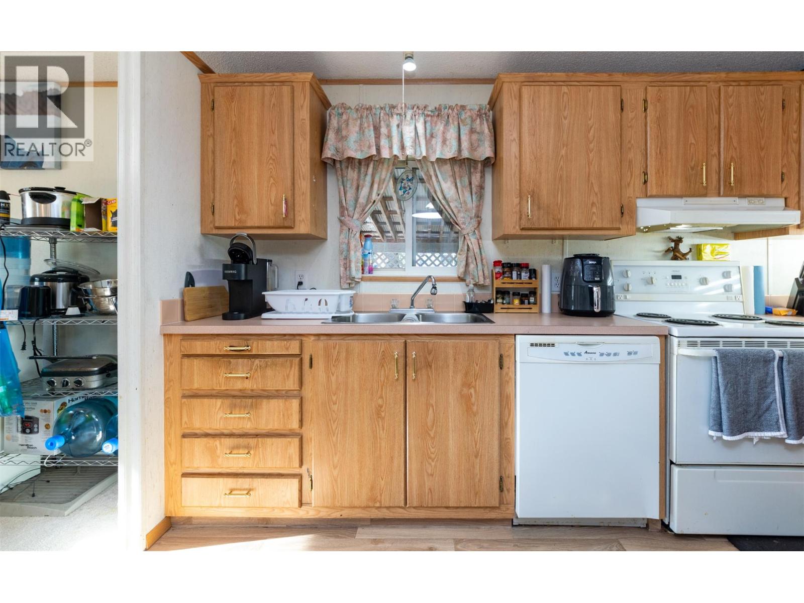 2500 97b Highway Unit# 10, Salmon Arm, British Columbia  V1E 1A6 - Photo 15 - 10377103