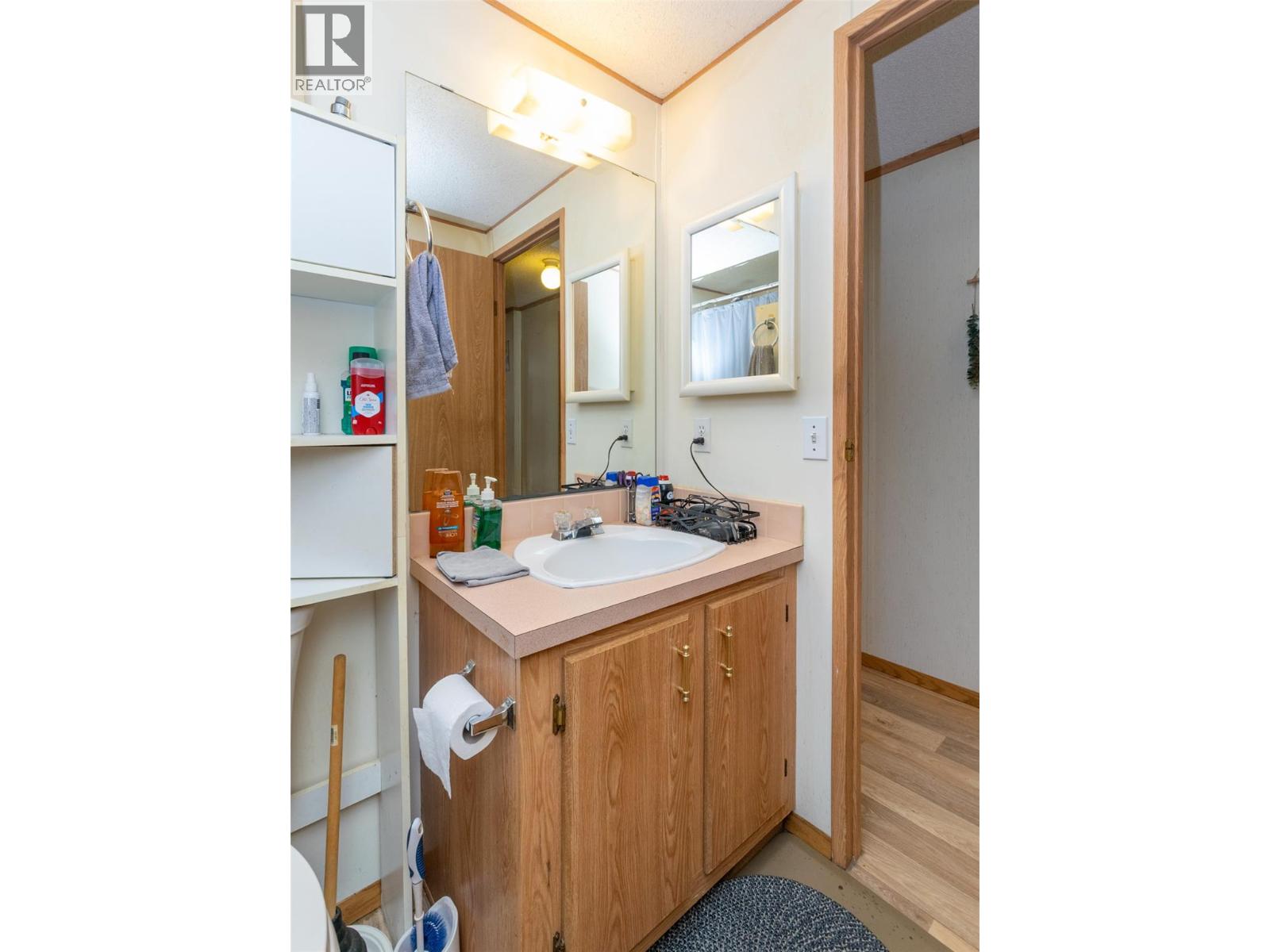 2500 97b Highway Unit# 10, Salmon Arm, British Columbia  V1E 1A6 - Photo 22 - 10377103