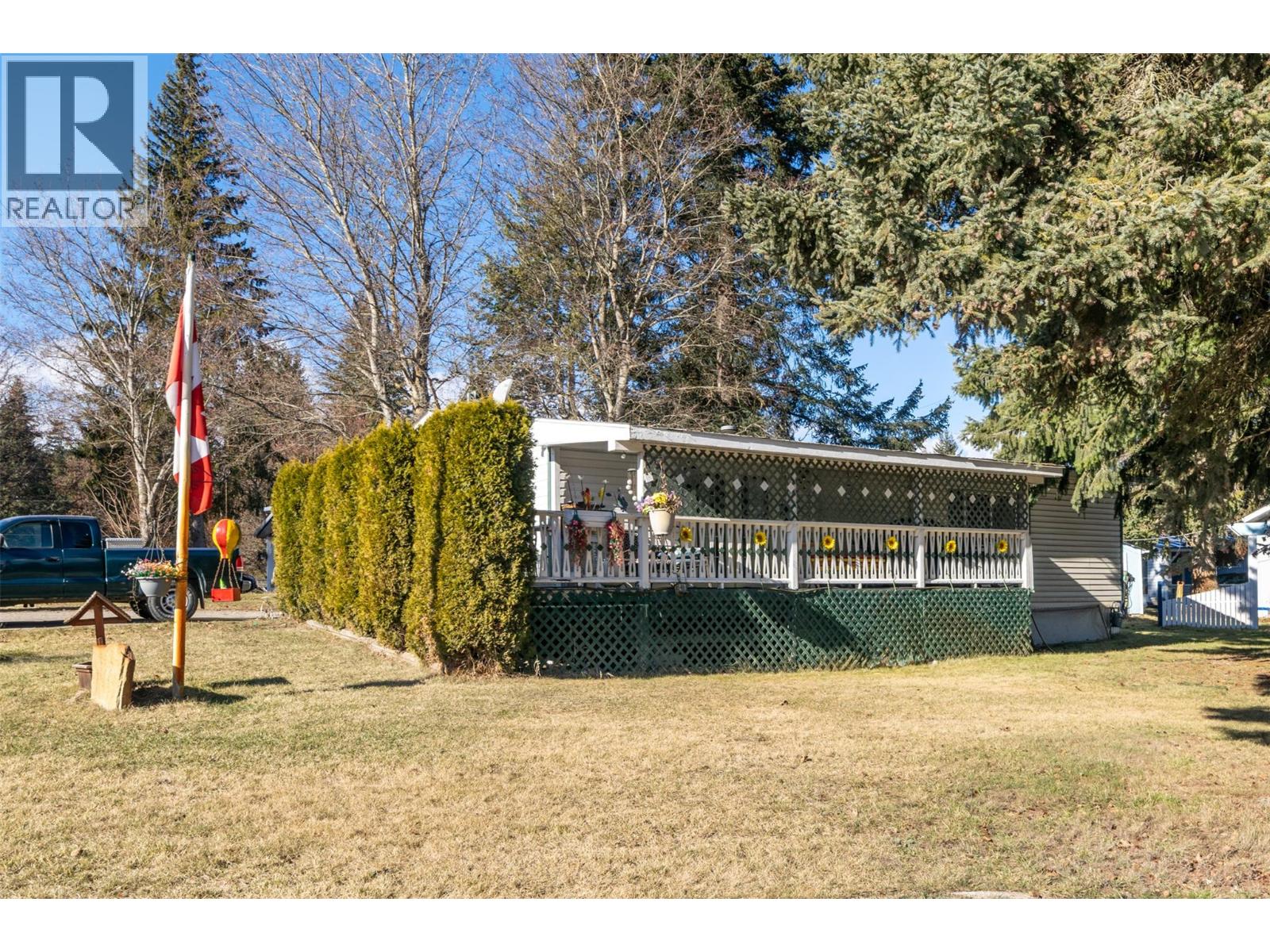 2500 97b Highway Unit# 10, Salmon Arm, British Columbia  V1E 1A6 - Photo 30 - 10377103