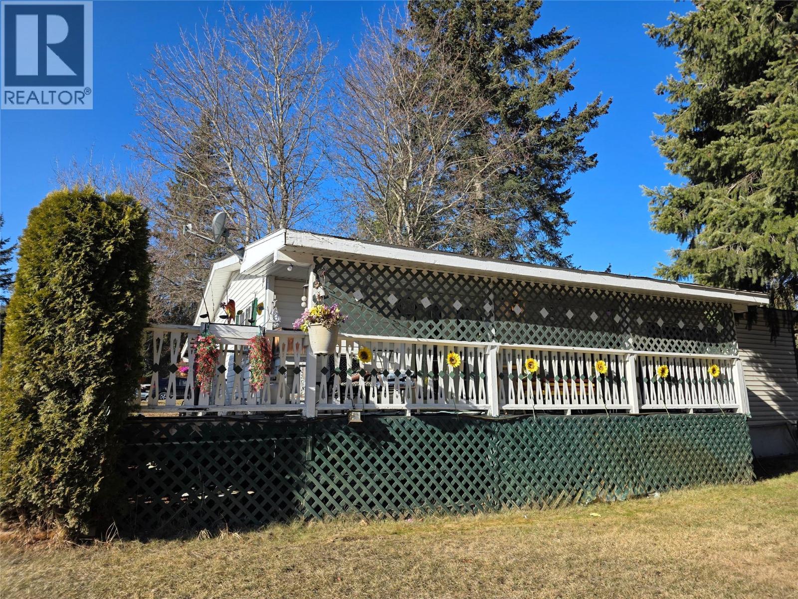 2500 97b Highway Unit# 10, Salmon Arm, British Columbia  V1E 1A6 - Photo 39 - 10377103