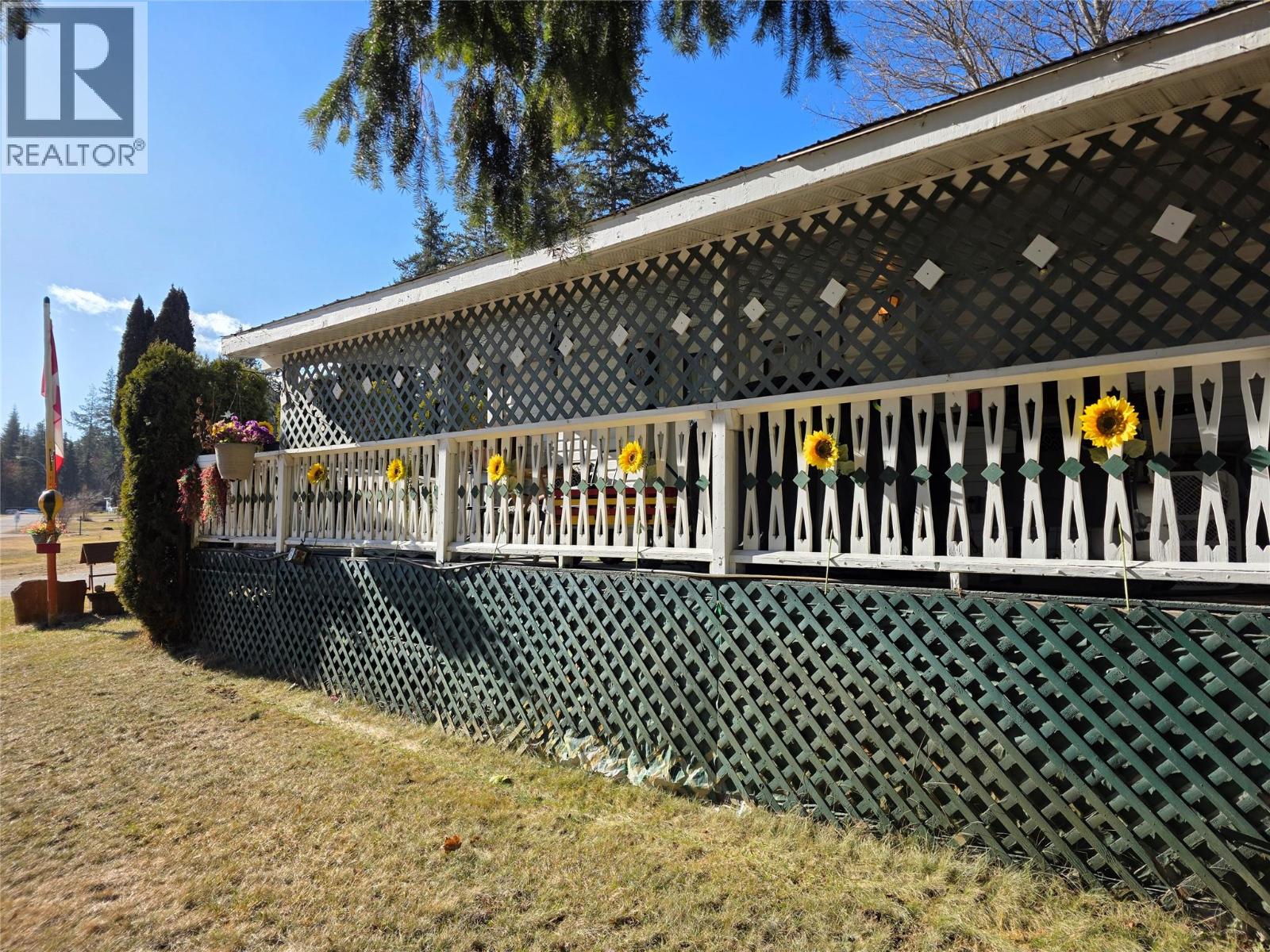 2500 97b Highway Unit# 10, Salmon Arm, British Columbia  V1E 1A6 - Photo 41 - 10377103