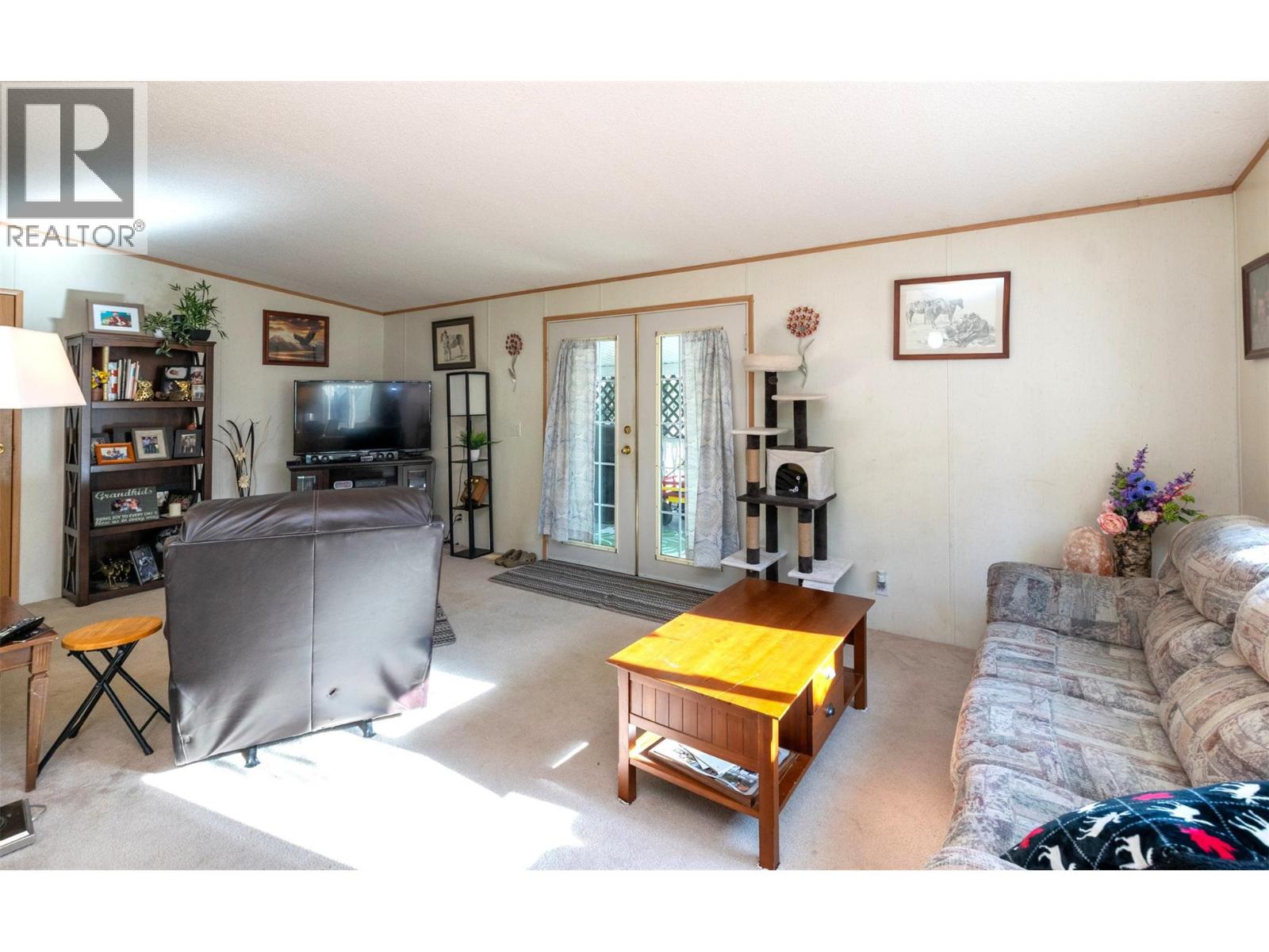 2500 97b Highway Unit# 10, Salmon Arm, British Columbia  V1E 1A6 - Photo 9 - 10377103