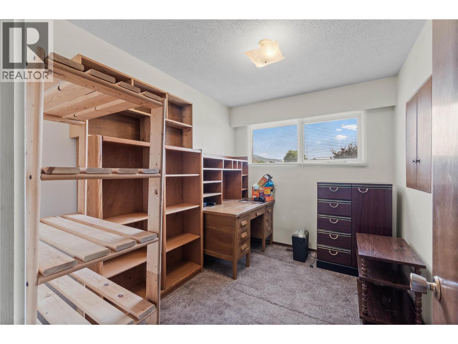 1118 Chateau Street, Kamloops, British Columbia  V2B 5R4 - Photo 13 - 10377081