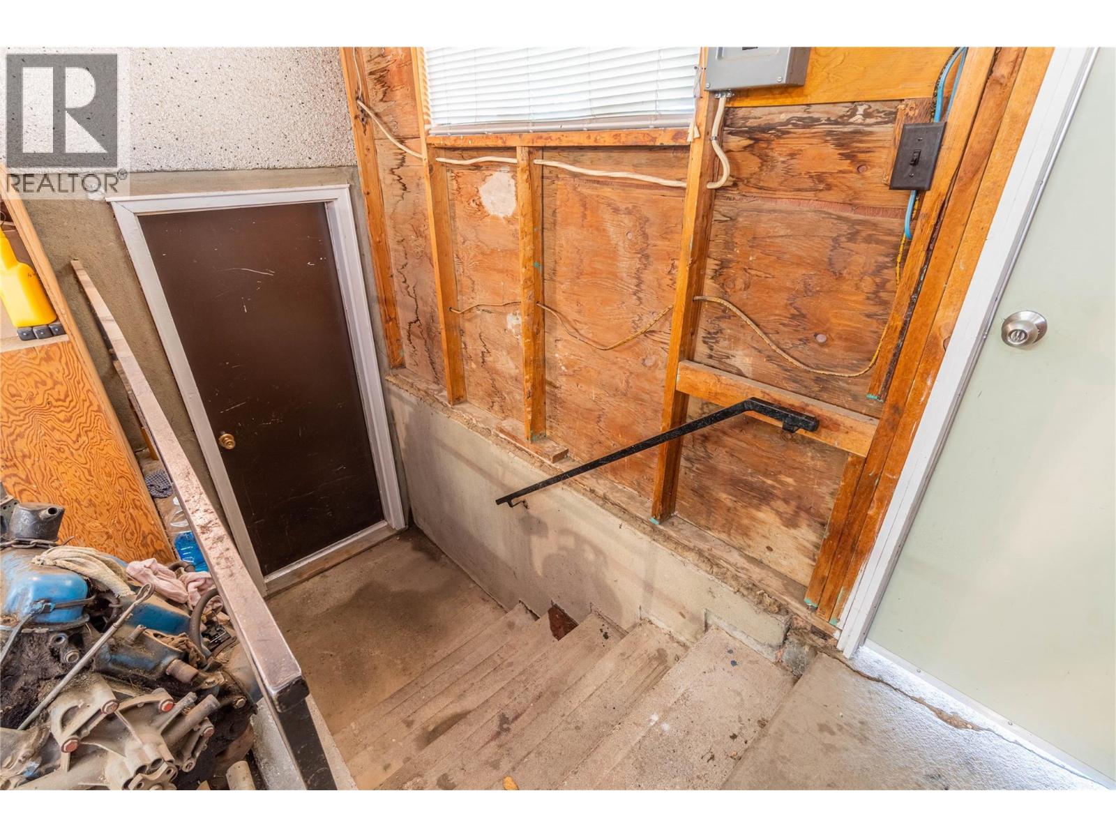 1118 Chateau Street, Kamloops, British Columbia  V2B 5R4 - Photo 28 - 10377081