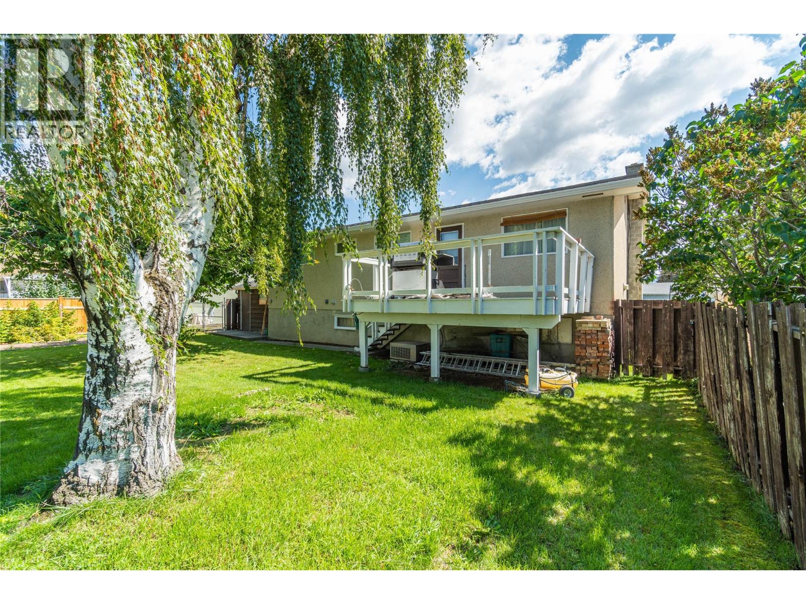 1118 Chateau Street, Kamloops, British Columbia  V2B 5R4 - Photo 35 - 10377081