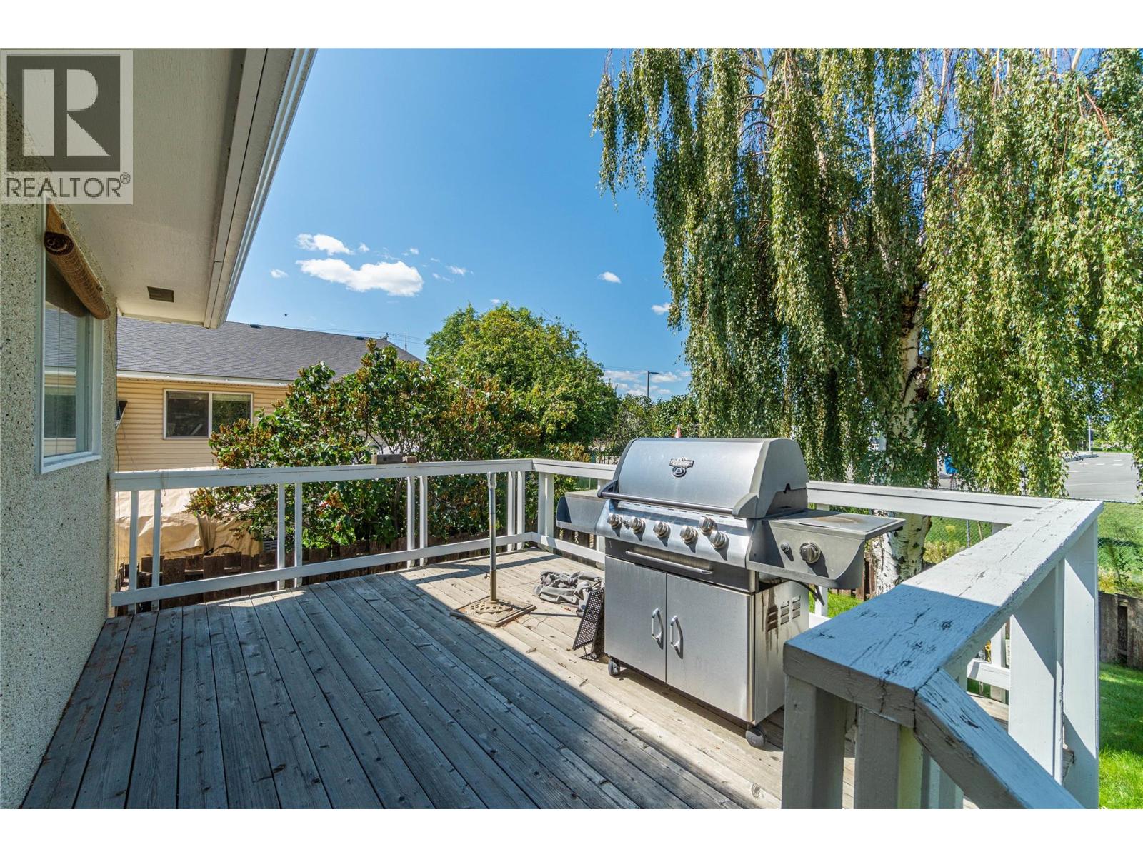 1118 Chateau Street, Kamloops, British Columbia  V2B 5R4 - Photo 37 - 10377081