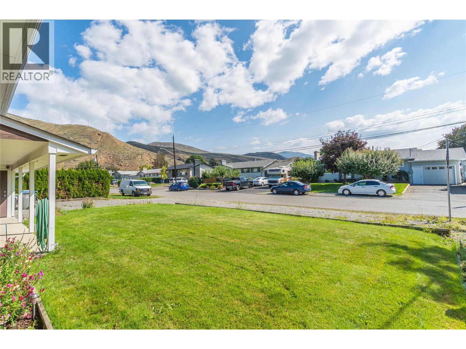 1118 Chateau Street, Kamloops, British Columbia  V2B 5R4 - Photo 7 - 10377081