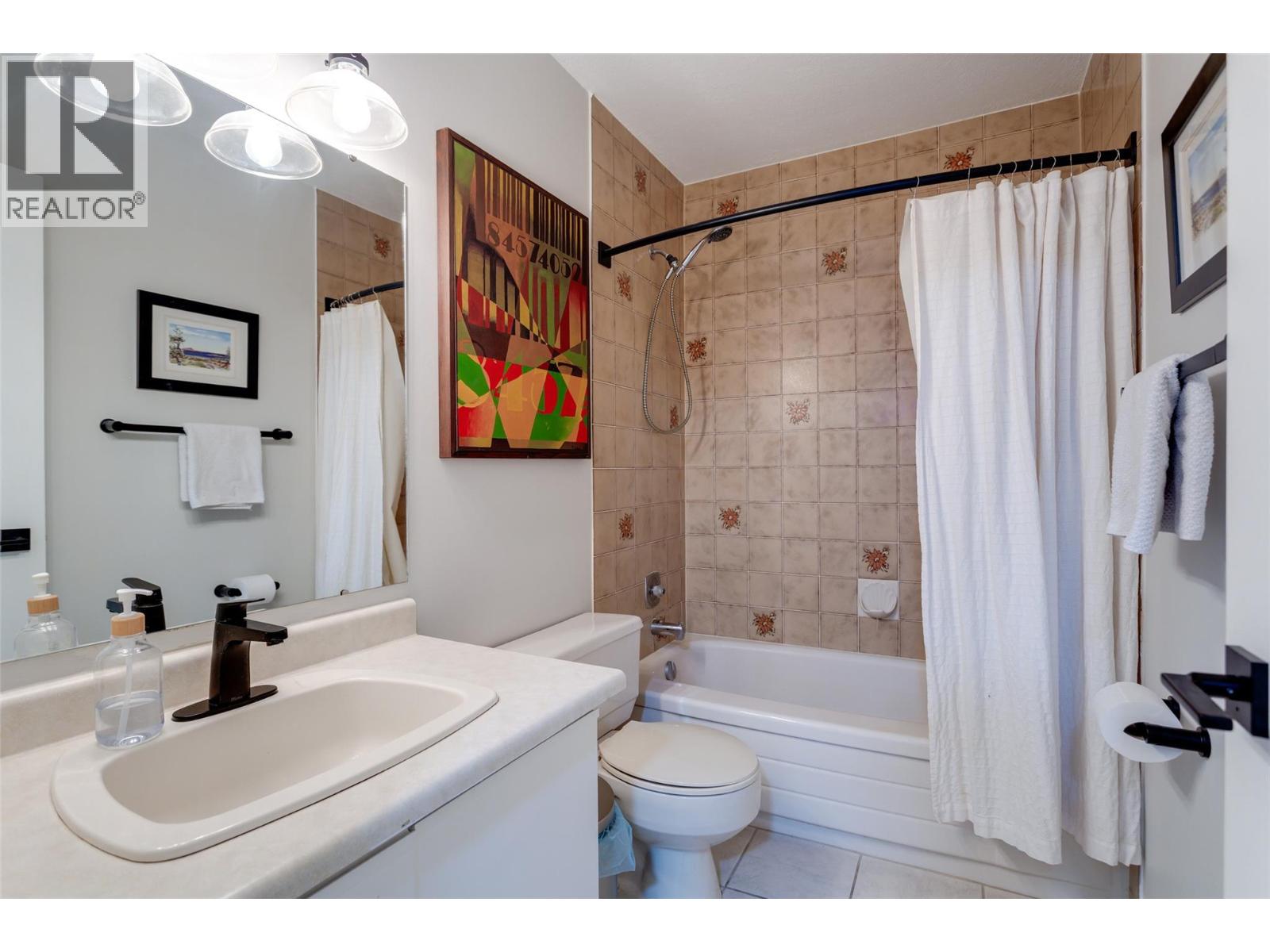 1056 Bernard Avenue Unit# 305 Lot# 43, Kelowna, British Columbia  V1Y 8L7 - Photo 17 - 10377183