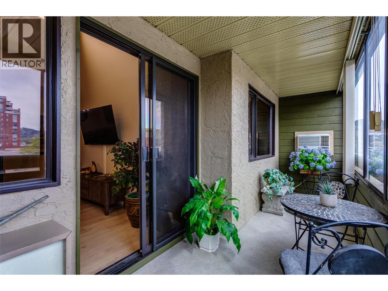 1056 Bernard Avenue Unit# 305 Lot# 43, Kelowna, British Columbia  V1Y 8L7 - Photo 20 - 10377183