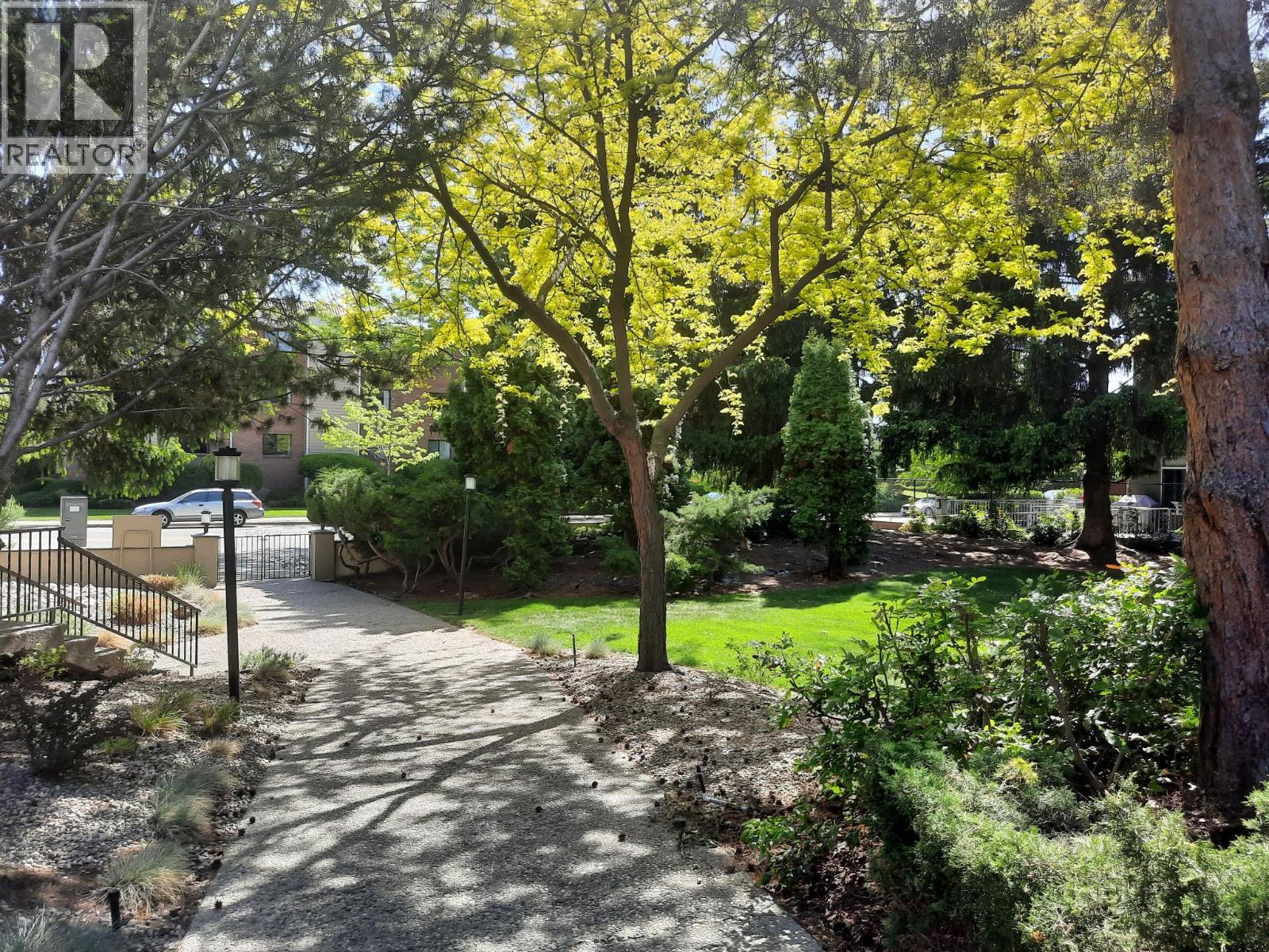 1056 Bernard Avenue Unit# 305 Lot# 43, Kelowna, British Columbia  V1Y 8L7 - Photo 25 - 10377183