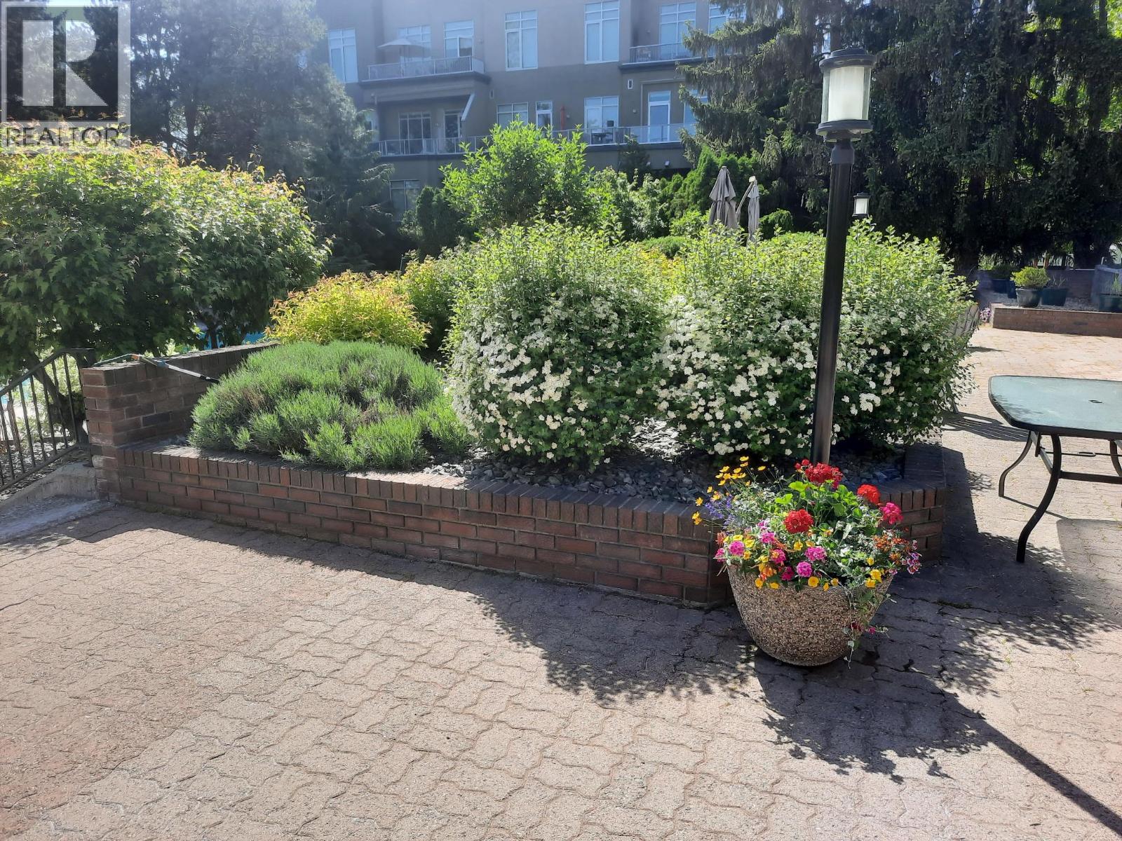 1056 Bernard Avenue Unit# 305 Lot# 43, Kelowna, British Columbia  V1Y 8L7 - Photo 27 - 10377183