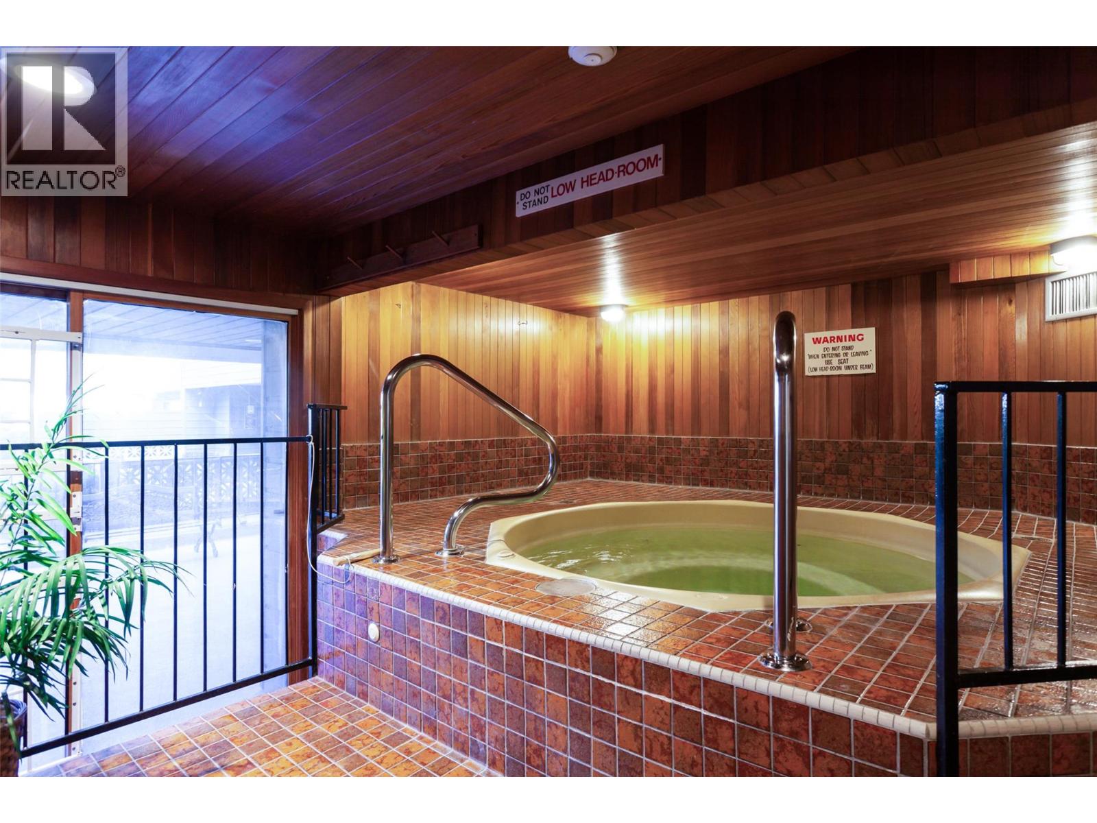 1056 Bernard Avenue Unit# 305 Lot# 43, Kelowna, British Columbia  V1Y 8L7 - Photo 31 - 10377183