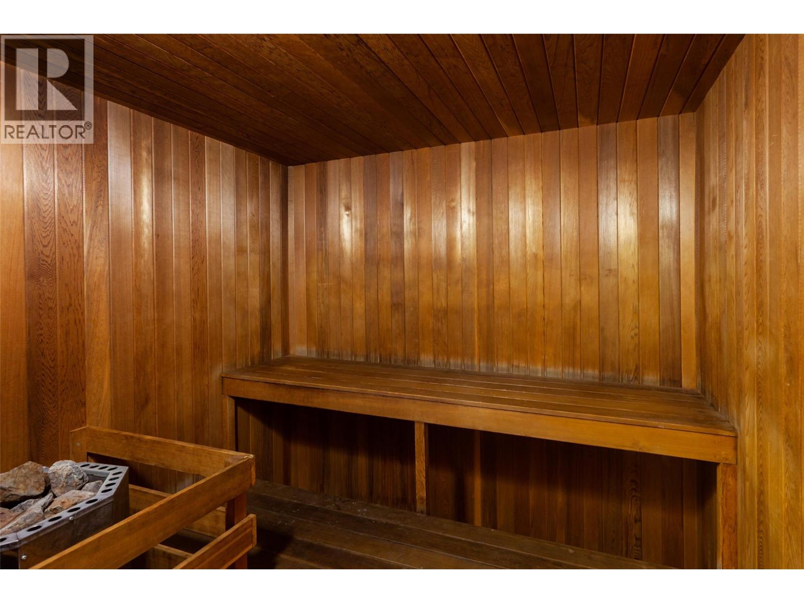 1056 Bernard Avenue Unit# 305 Lot# 43, Kelowna, British Columbia  V1Y 8L7 - Photo 32 - 10377183