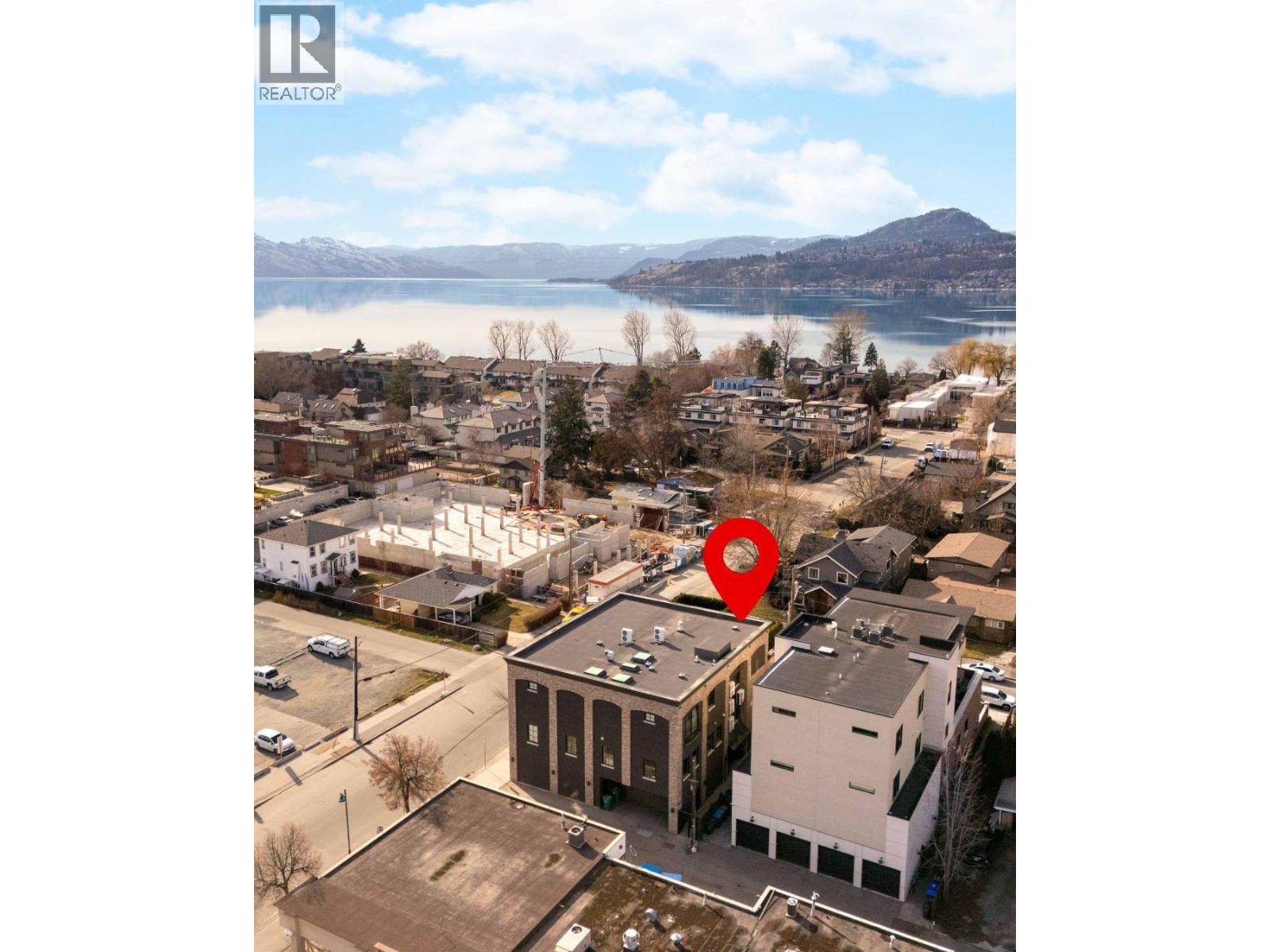 2691 Gore Street, Kelowna, British Columbia  V1Y 5A5 - Photo 3 - 10373273