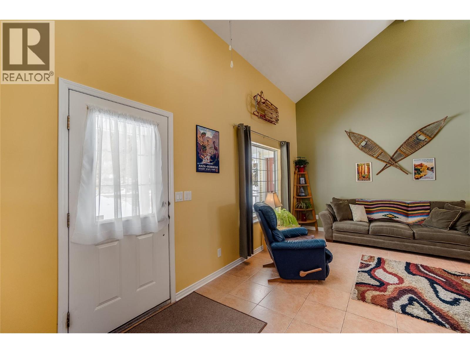 661 C Avenue, Kaslo, British Columbia  V0G 1M0 - Photo 11 - 10377055