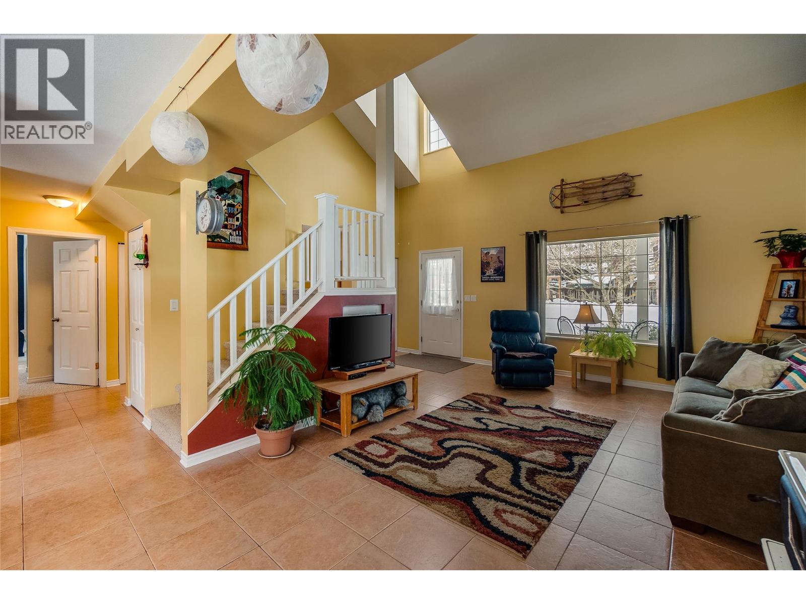 661 C Avenue, Kaslo, British Columbia  V0G 1M0 - Photo 12 - 10377055