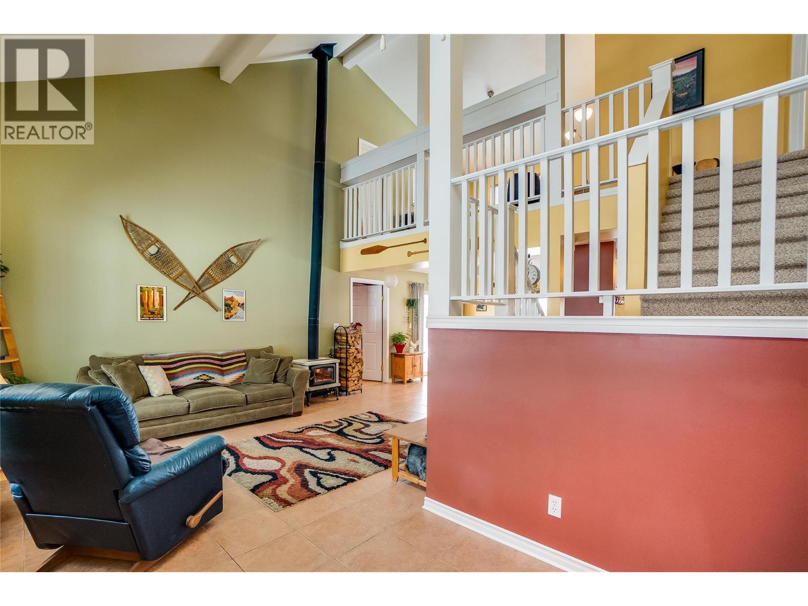 661 C Avenue, Kaslo, British Columbia  V0G 1M0 - Photo 13 - 10377055