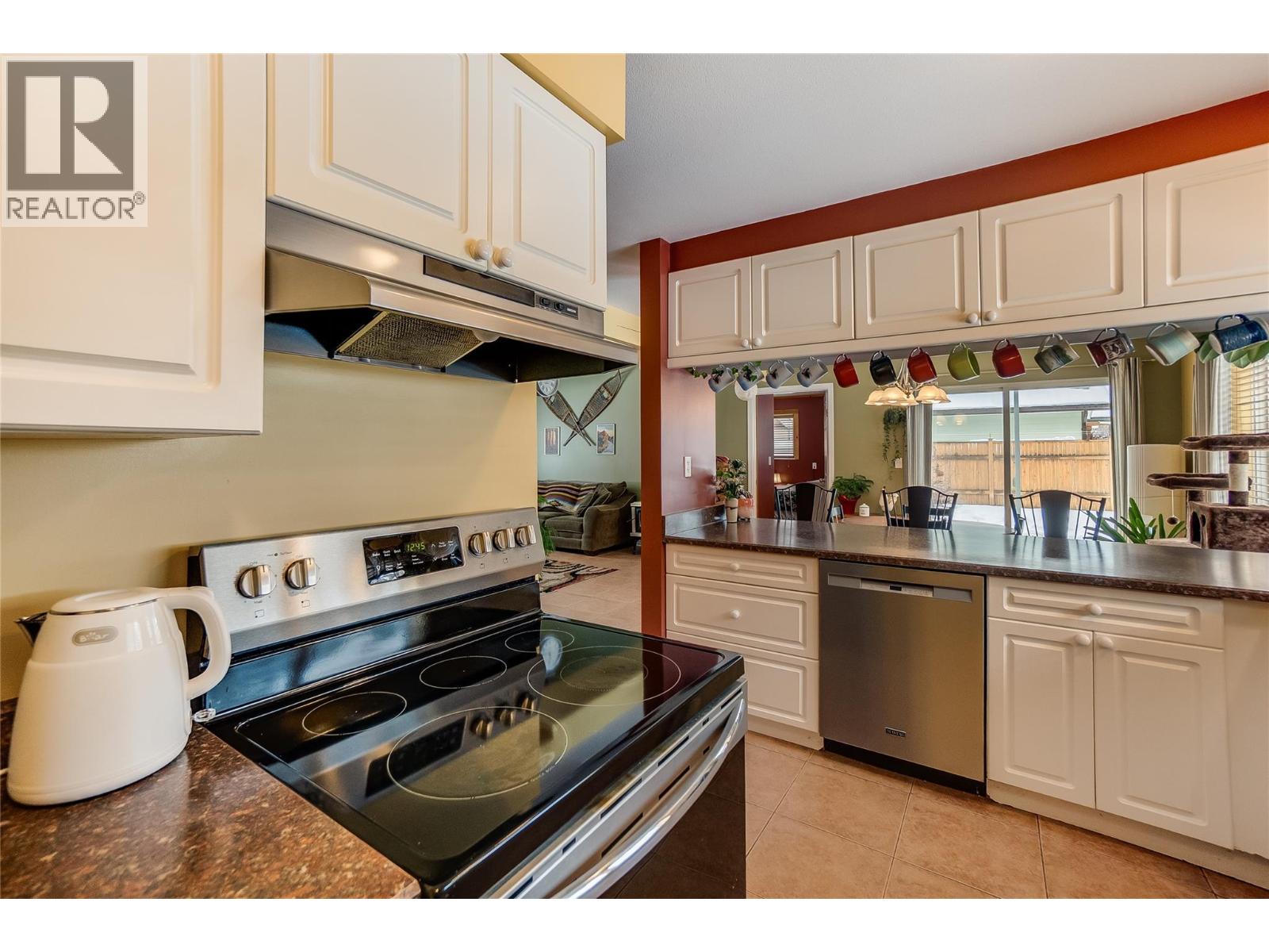 661 C Avenue, Kaslo, British Columbia  V0G 1M0 - Photo 22 - 10377055