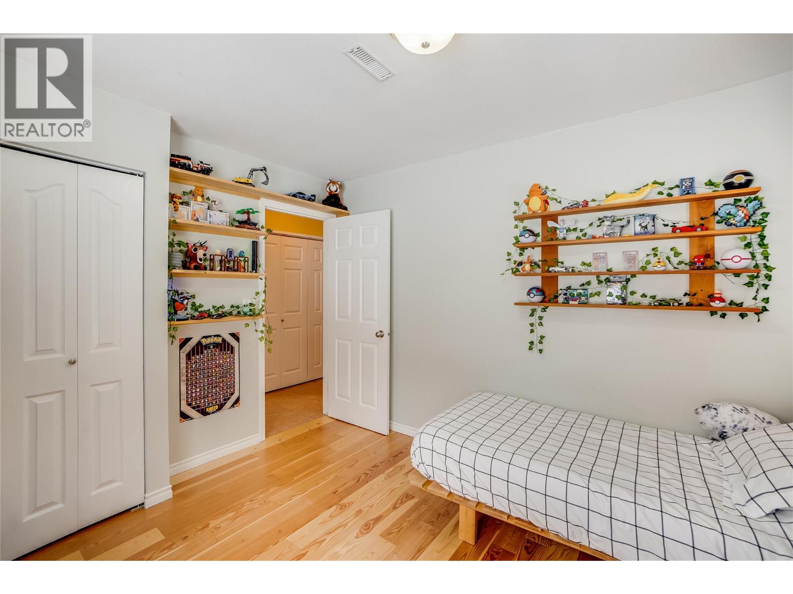 661 C Avenue, Kaslo, British Columbia  V0G 1M0 - Photo 33 - 10377055