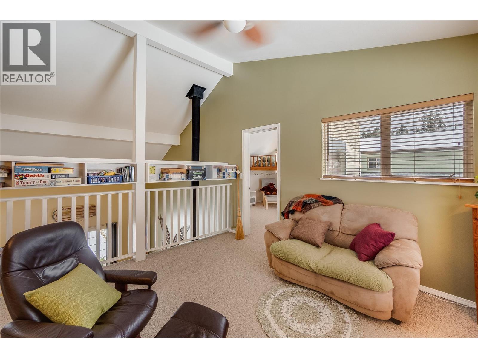 661 C Avenue, Kaslo, British Columbia  V0G 1M0 - Photo 38 - 10377055