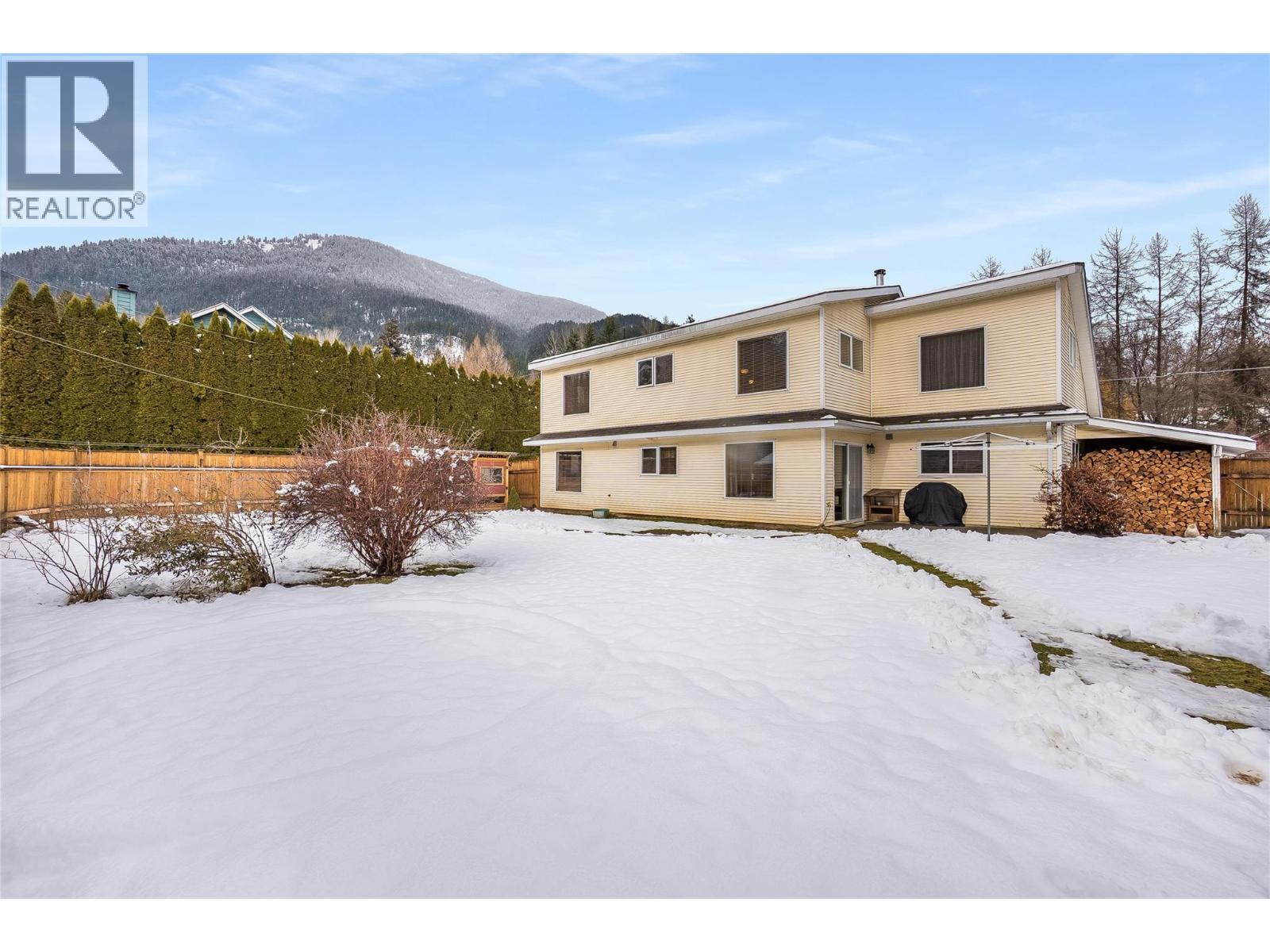 661 C Avenue, Kaslo, British Columbia  V0G 1M0 - Photo 56 - 10377055