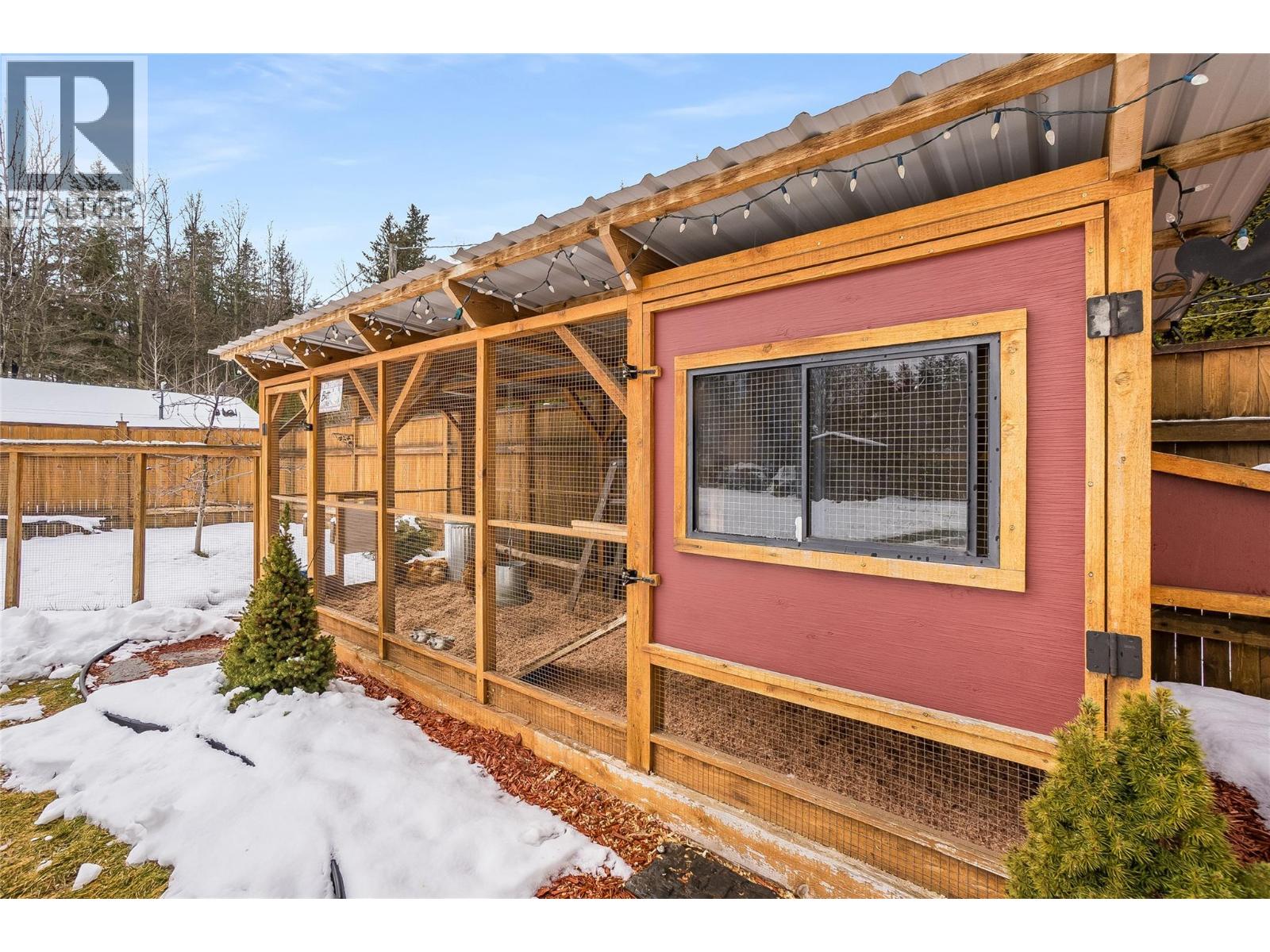 661 C Avenue, Kaslo, British Columbia  V0G 1M0 - Photo 58 - 10377055