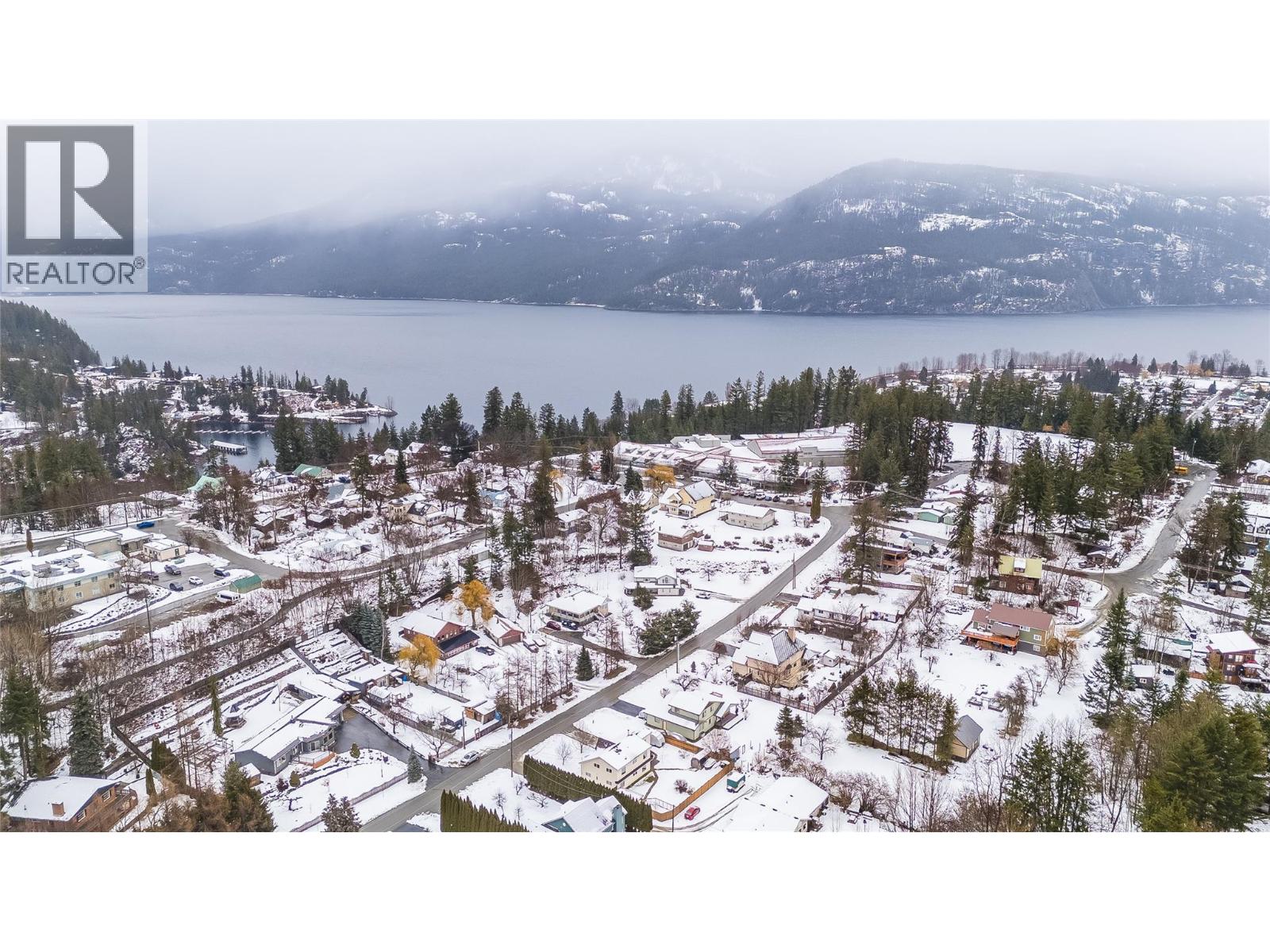 661 C Avenue, Kaslo, British Columbia  V0G 1M0 - Photo 74 - 10377055