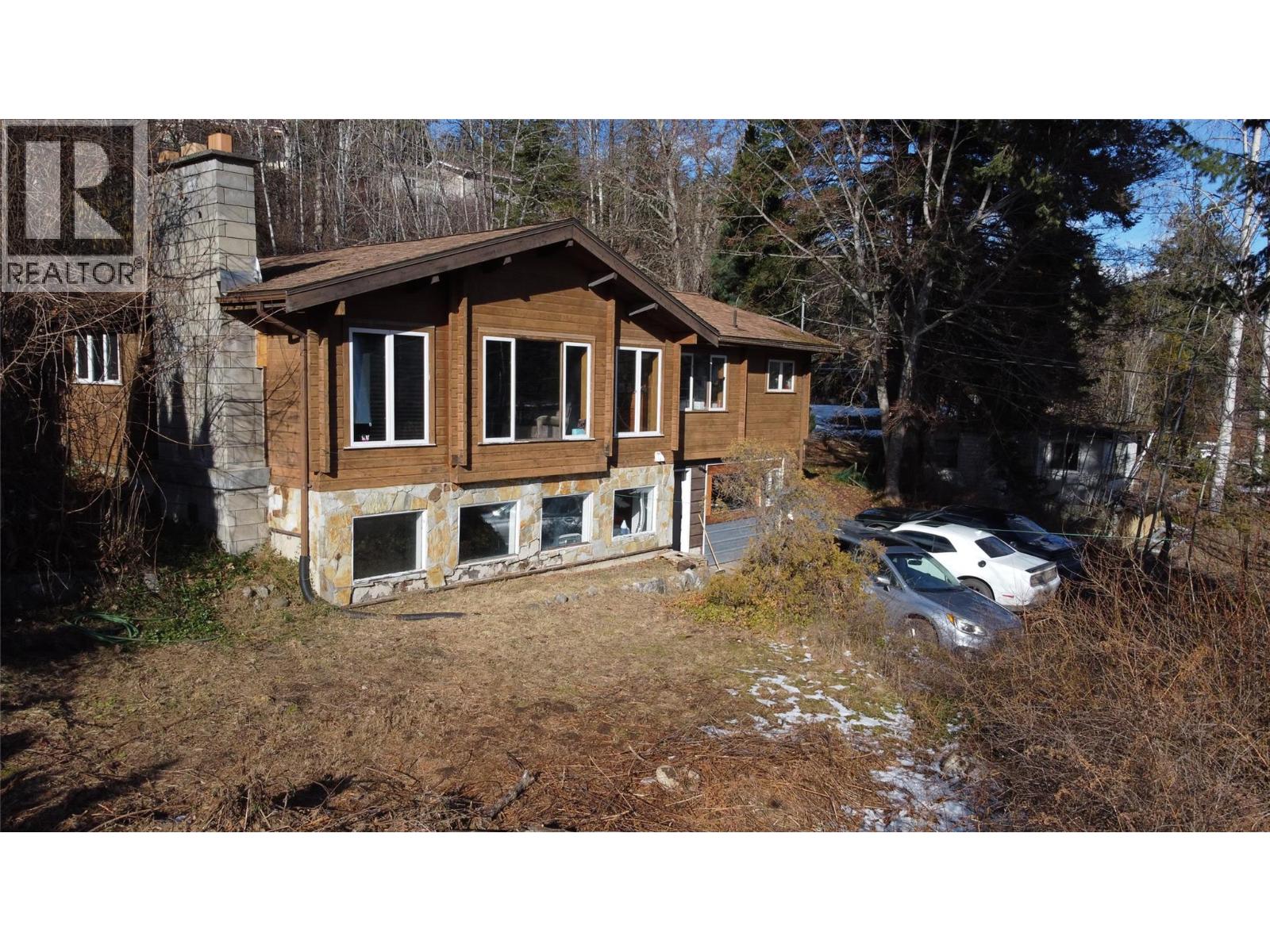 7761 3a Highway, Balfour, British Columbia  V0G 1C0 - Photo 1 - 10376726