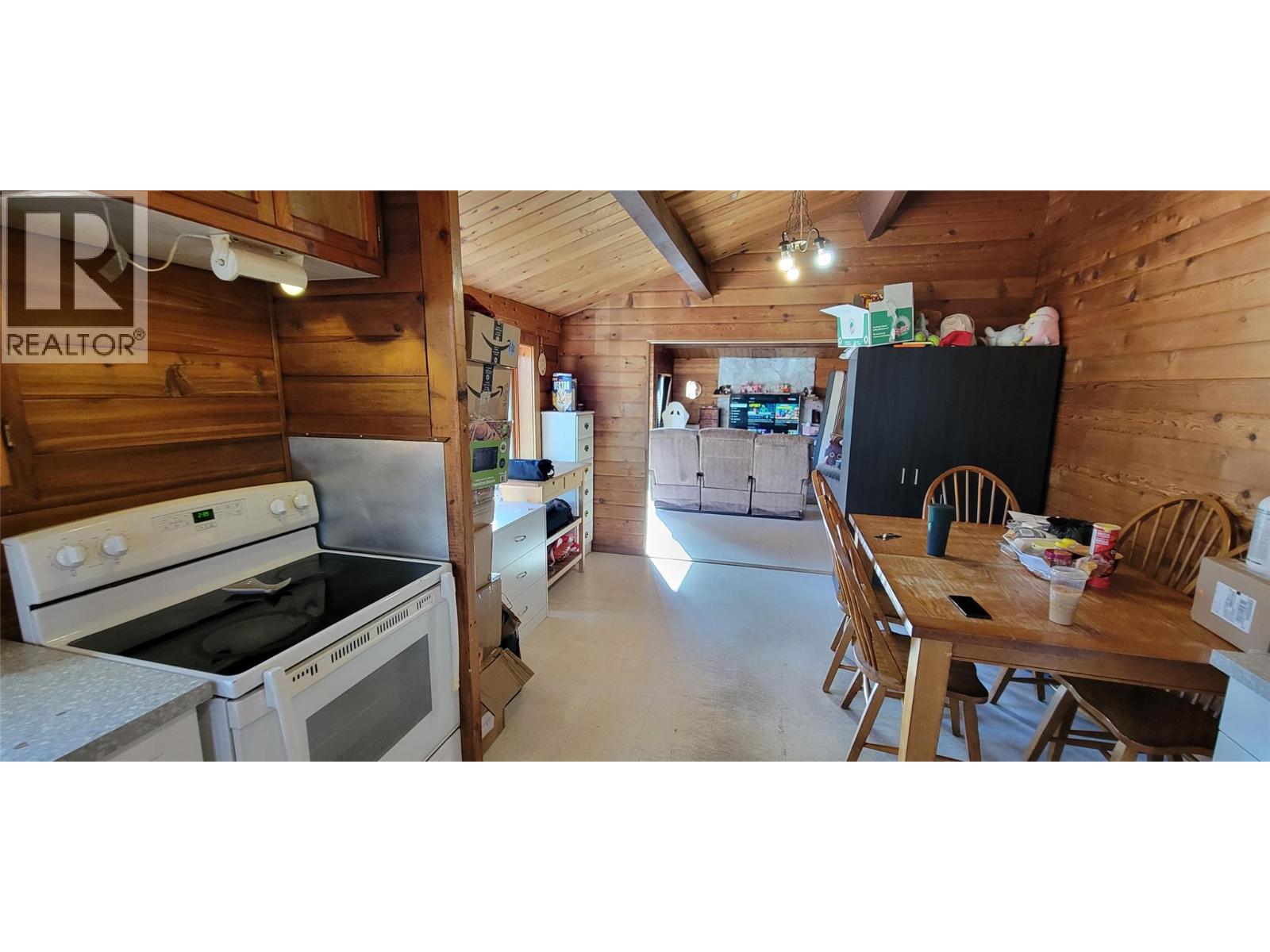 7761 3a Highway, Balfour, British Columbia  V0G 1C0 - Photo 12 - 10376726