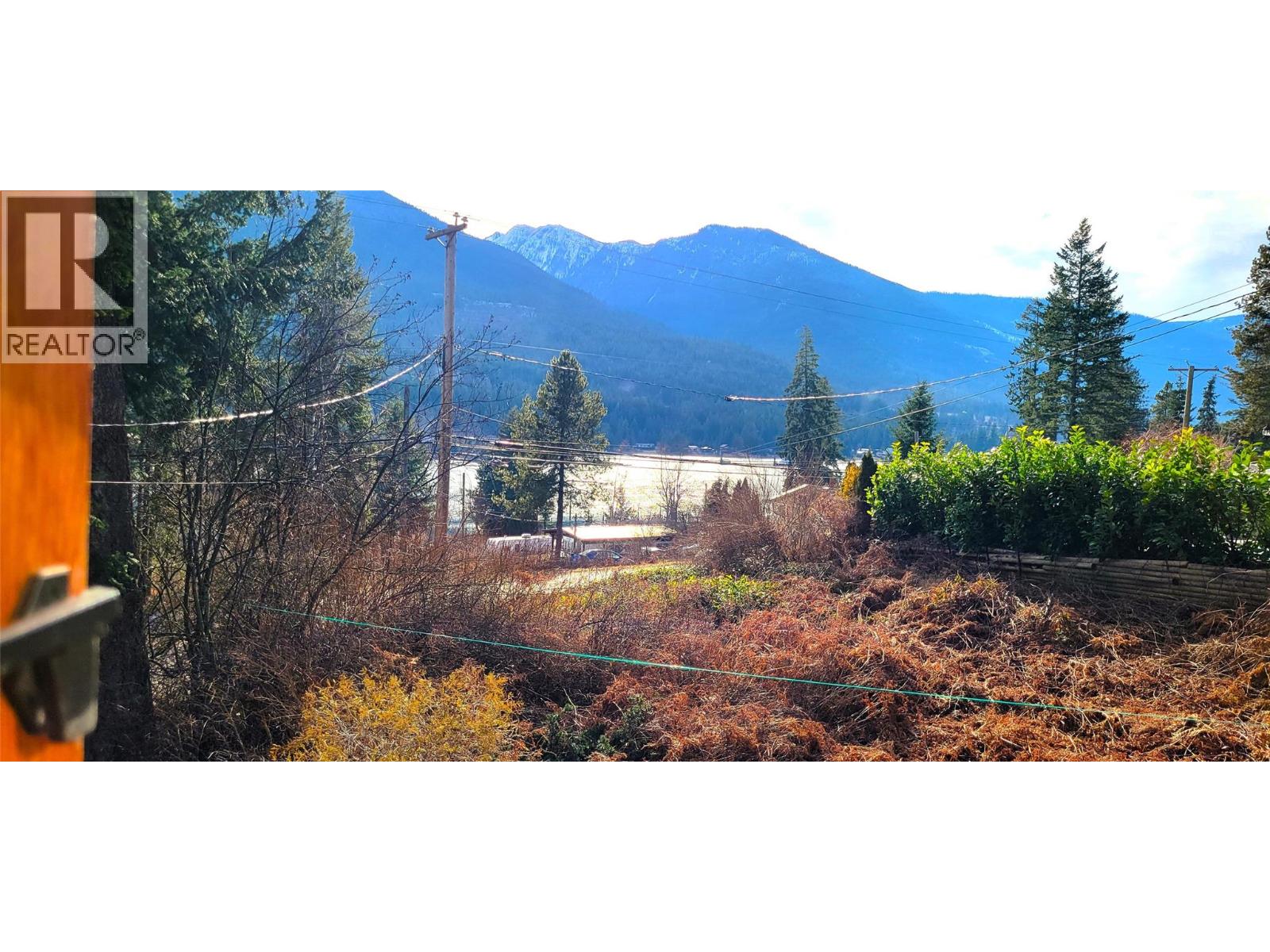 7761 3a Highway, Balfour, British Columbia  V0G 1C0 - Photo 17 - 10376726