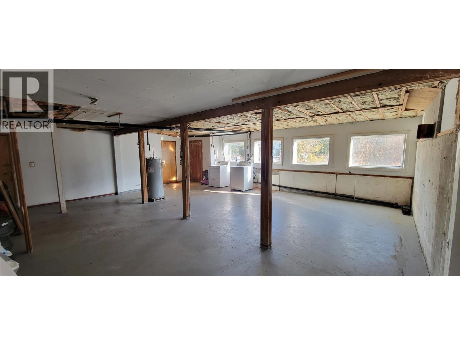 7761 3a Highway, Balfour, British Columbia  V0G 1C0 - Photo 21 - 10376726