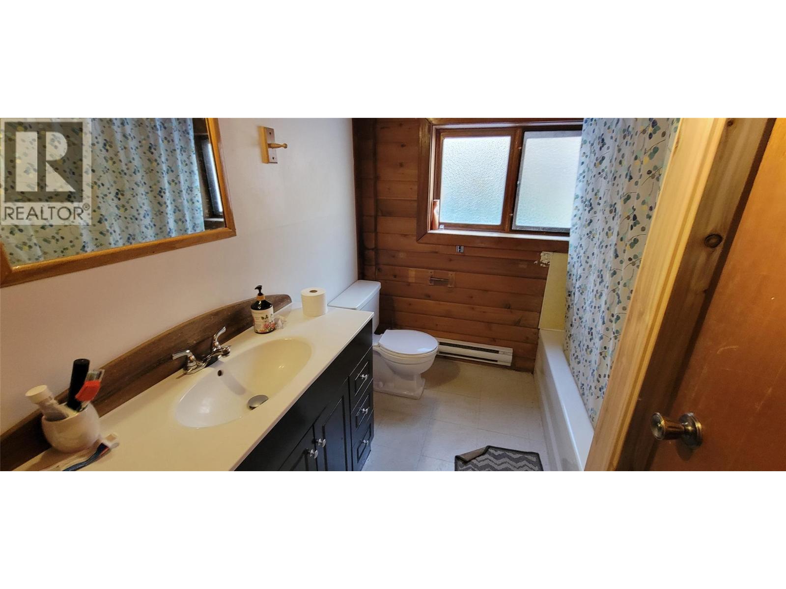 7761 3a Highway, Balfour, British Columbia  V0G 1C0 - Photo 26 - 10376726