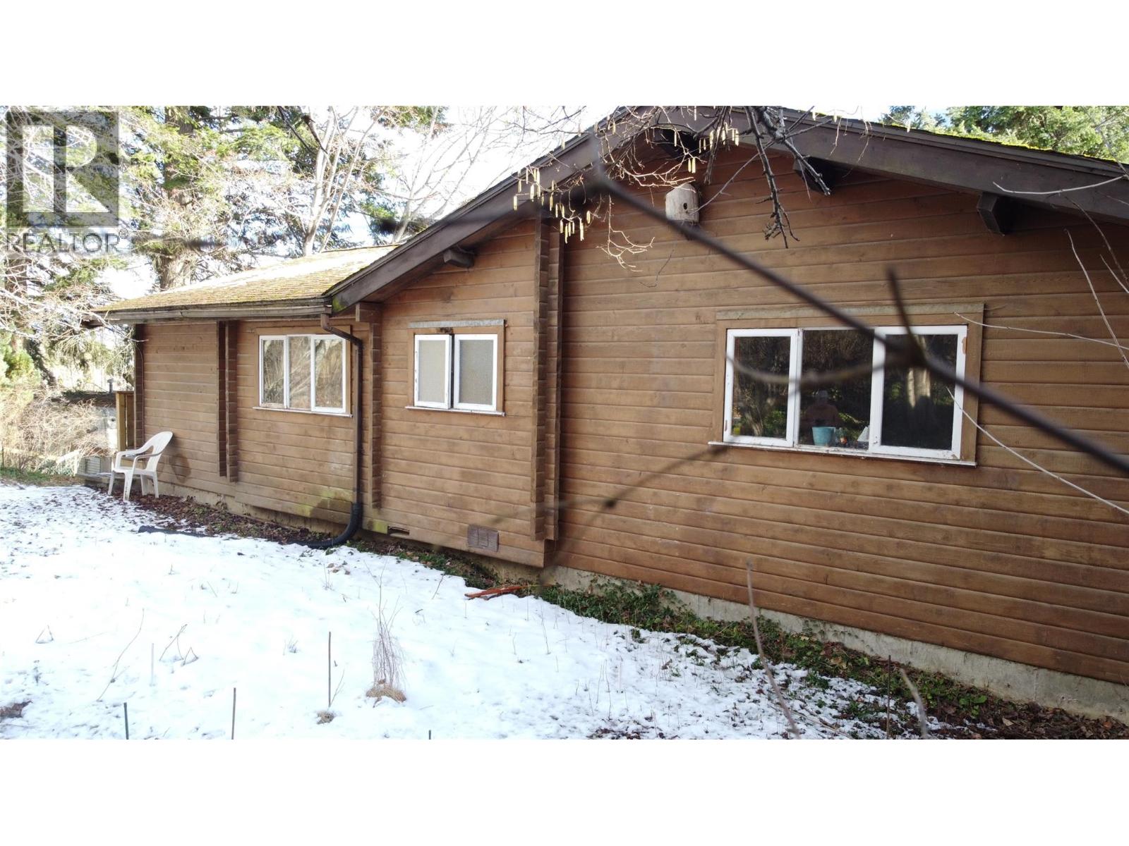 7761 3a Highway, Balfour, British Columbia  V0G 1C0 - Photo 34 - 10376726