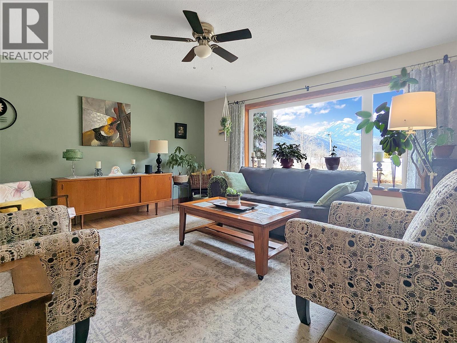 303 Delany Avenue, Slocan, British Columbia  V0G 2C0 - Photo 13 - 10377001