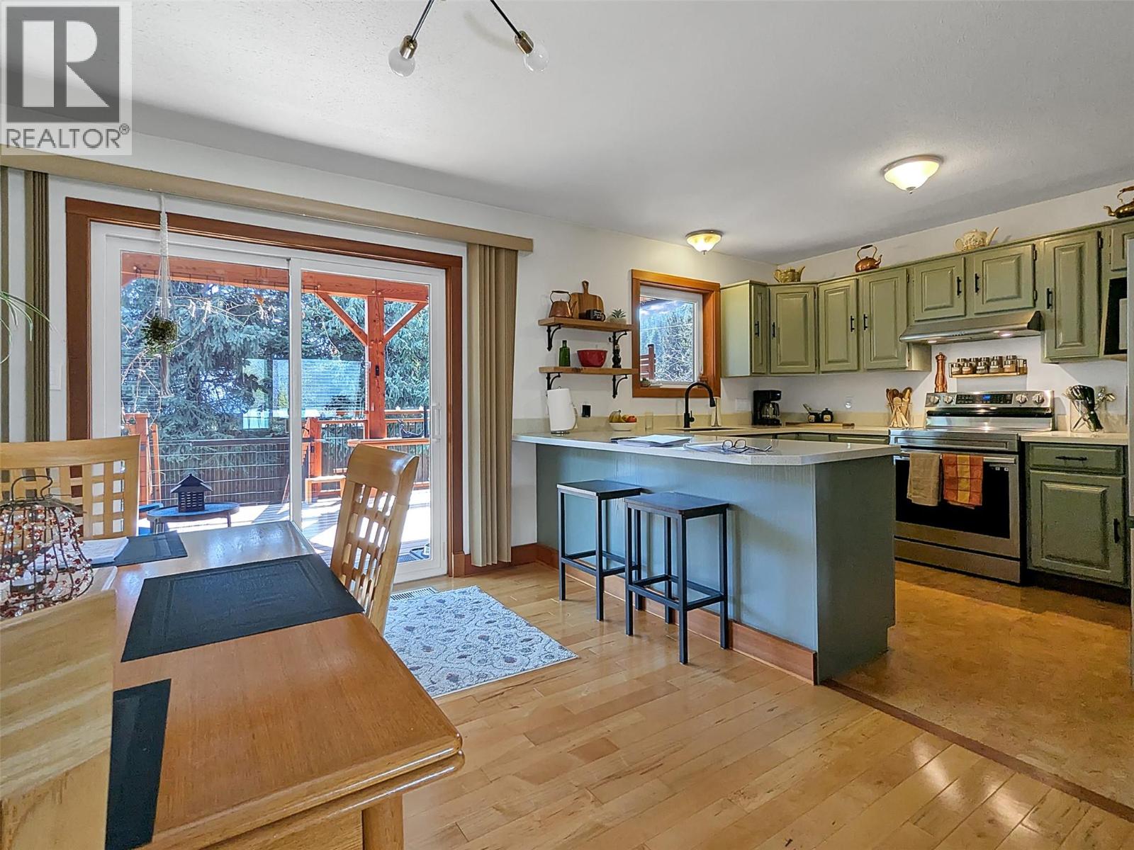 303 Delany Avenue, Slocan, British Columbia  V0G 2C0 - Photo 14 - 10377001