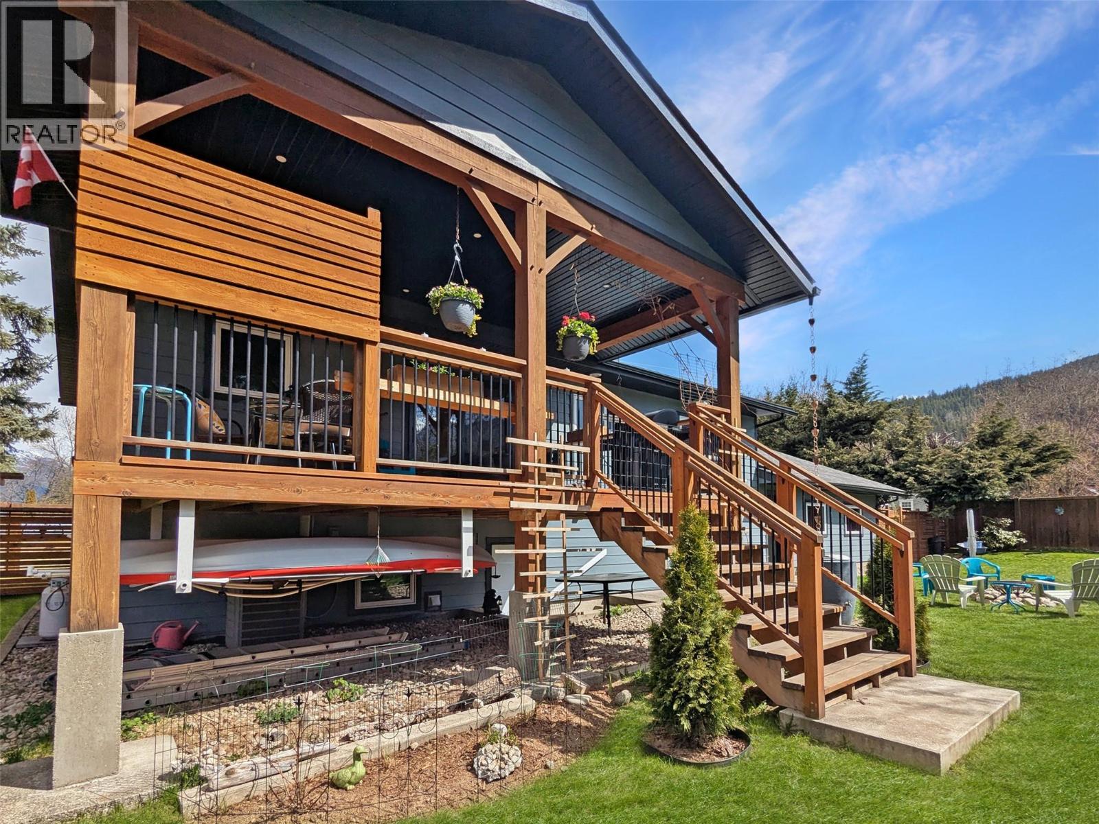 303 Delany Avenue, Slocan, British Columbia  V0G 2C0 - Photo 36 - 10377001