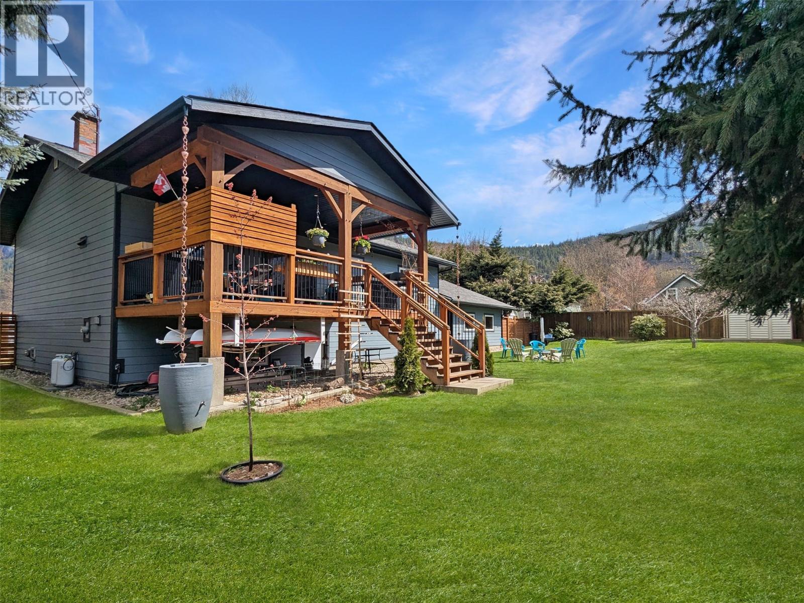 303 Delany Avenue, Slocan, British Columbia  V0G 2C0 - Photo 37 - 10377001