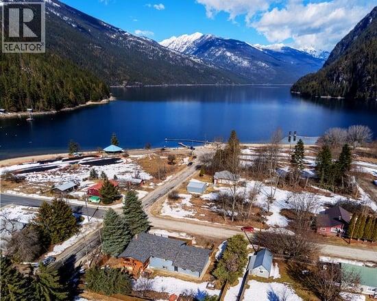 303 Delany Avenue, Slocan, British Columbia  V0G 2C0 - Photo 48 - 10377001